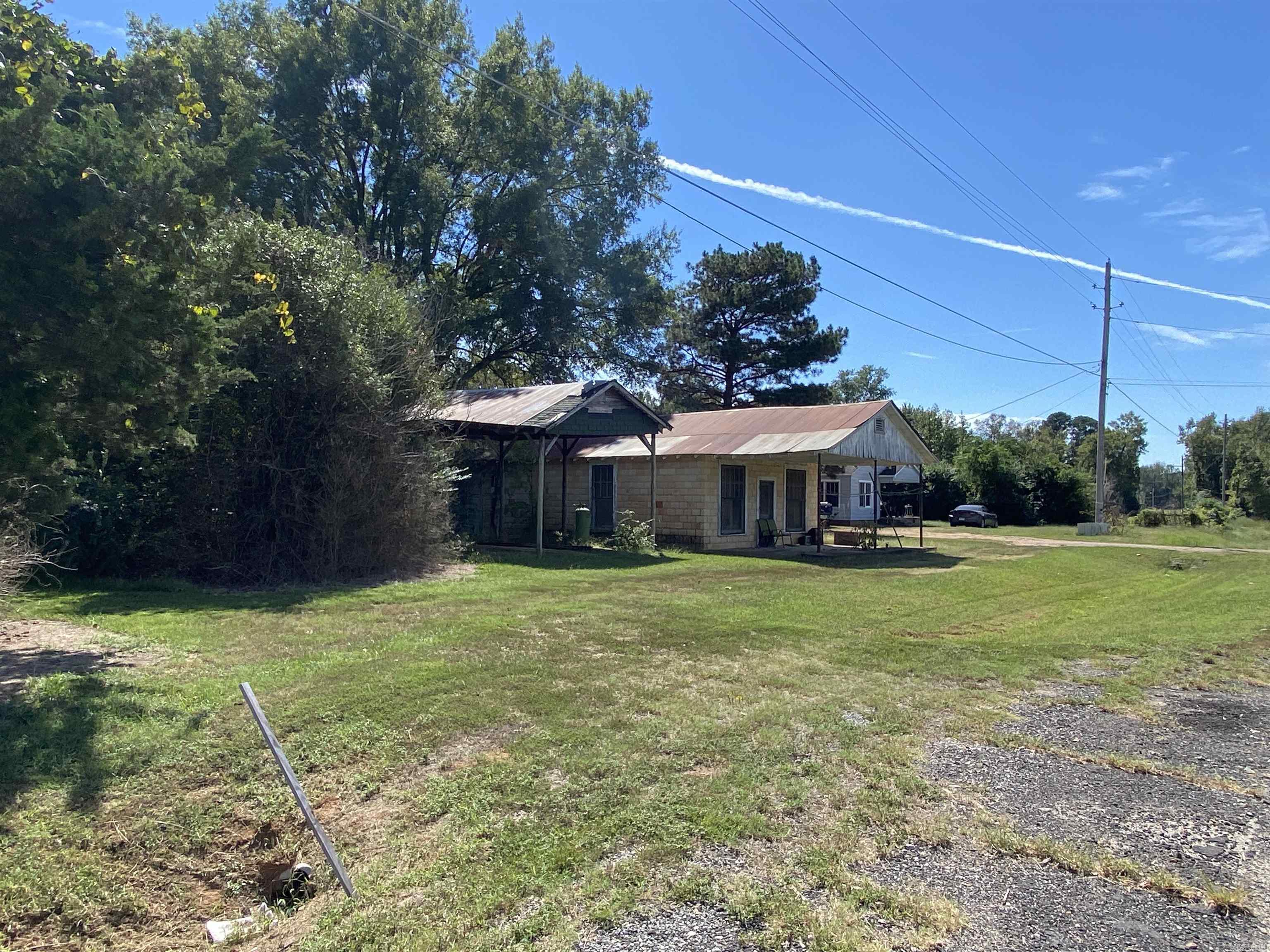 1805 Hwy 27 N 1797 Hwy 27 N Nashville, AR