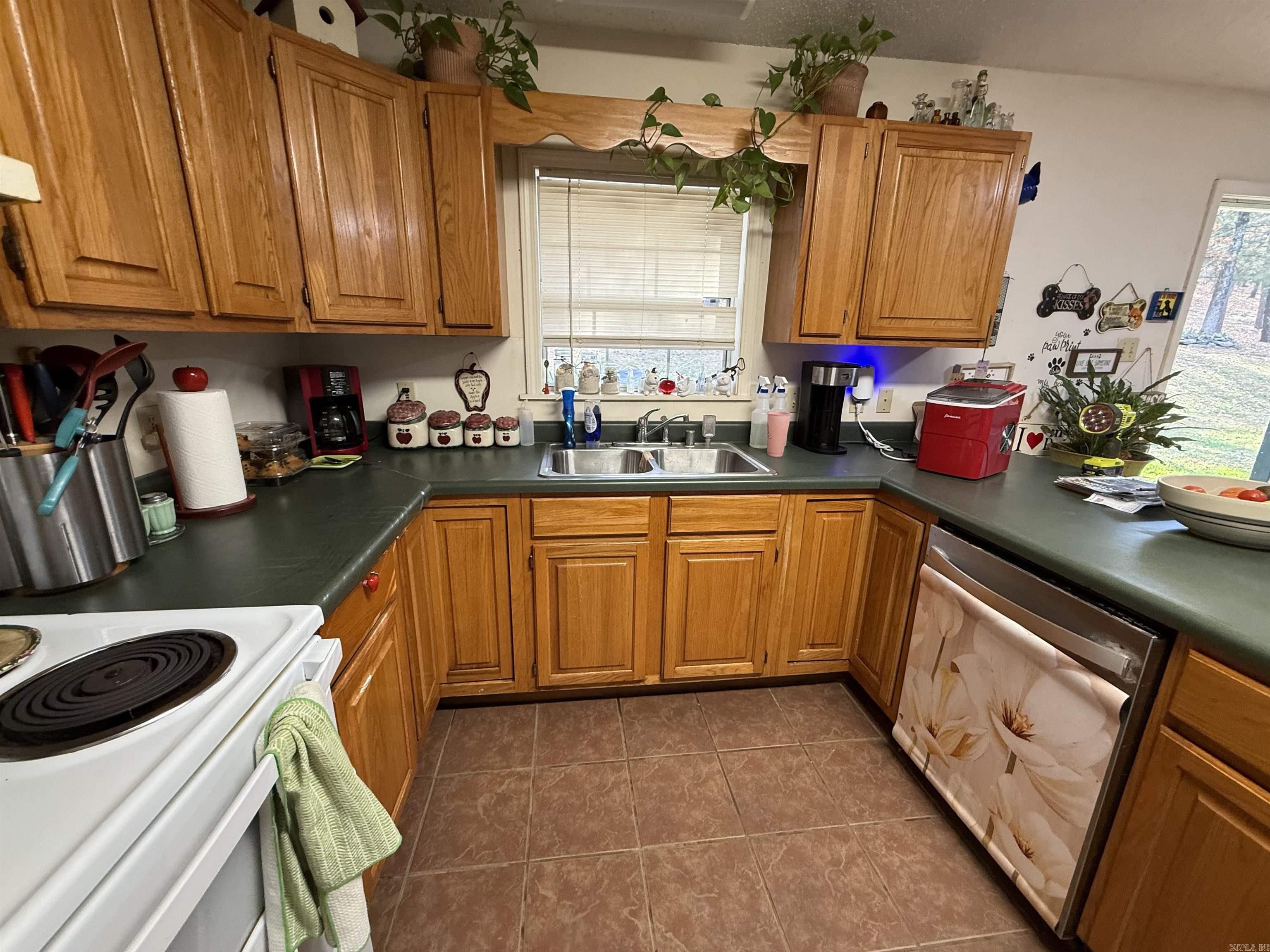 5 Crystalwood  Mayflower, AR