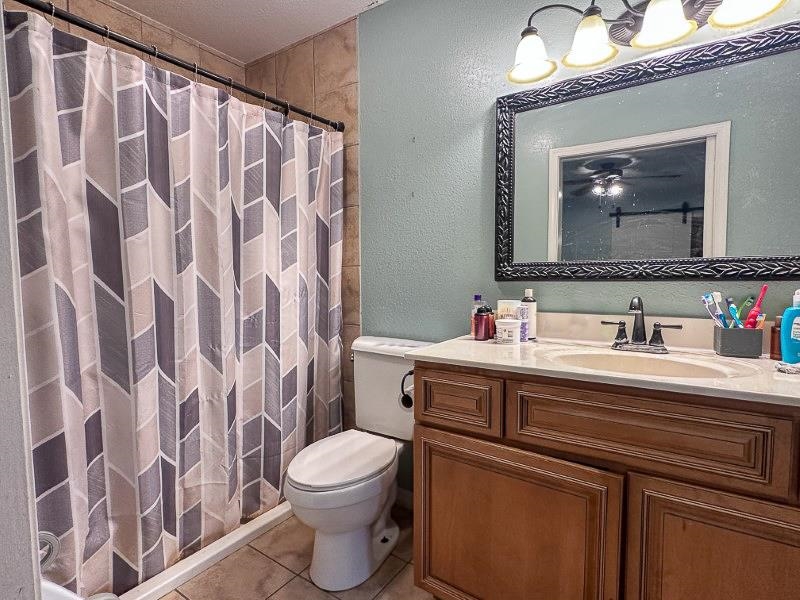 34 Alma  Highland, AR