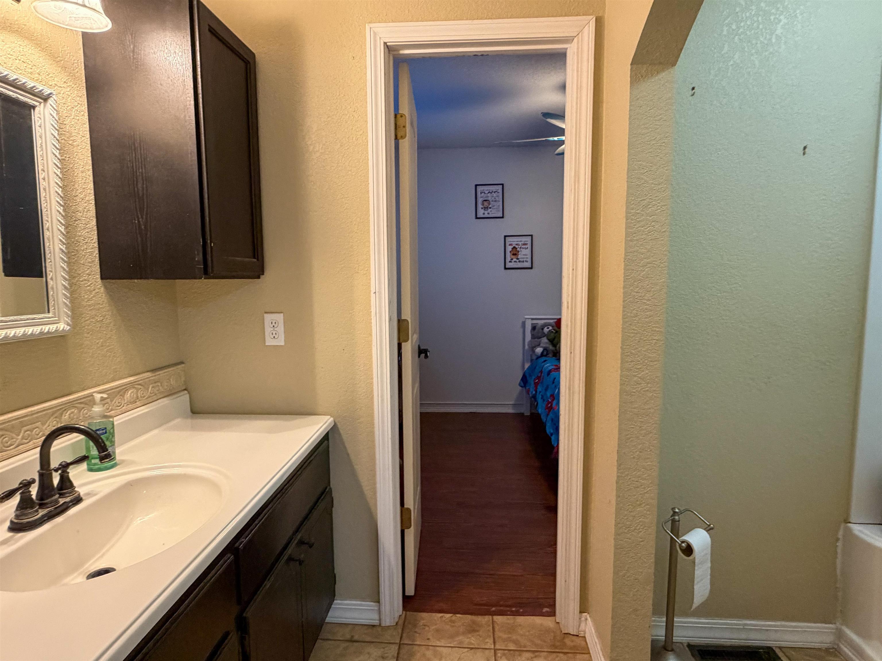 34 Alma  Highland, AR