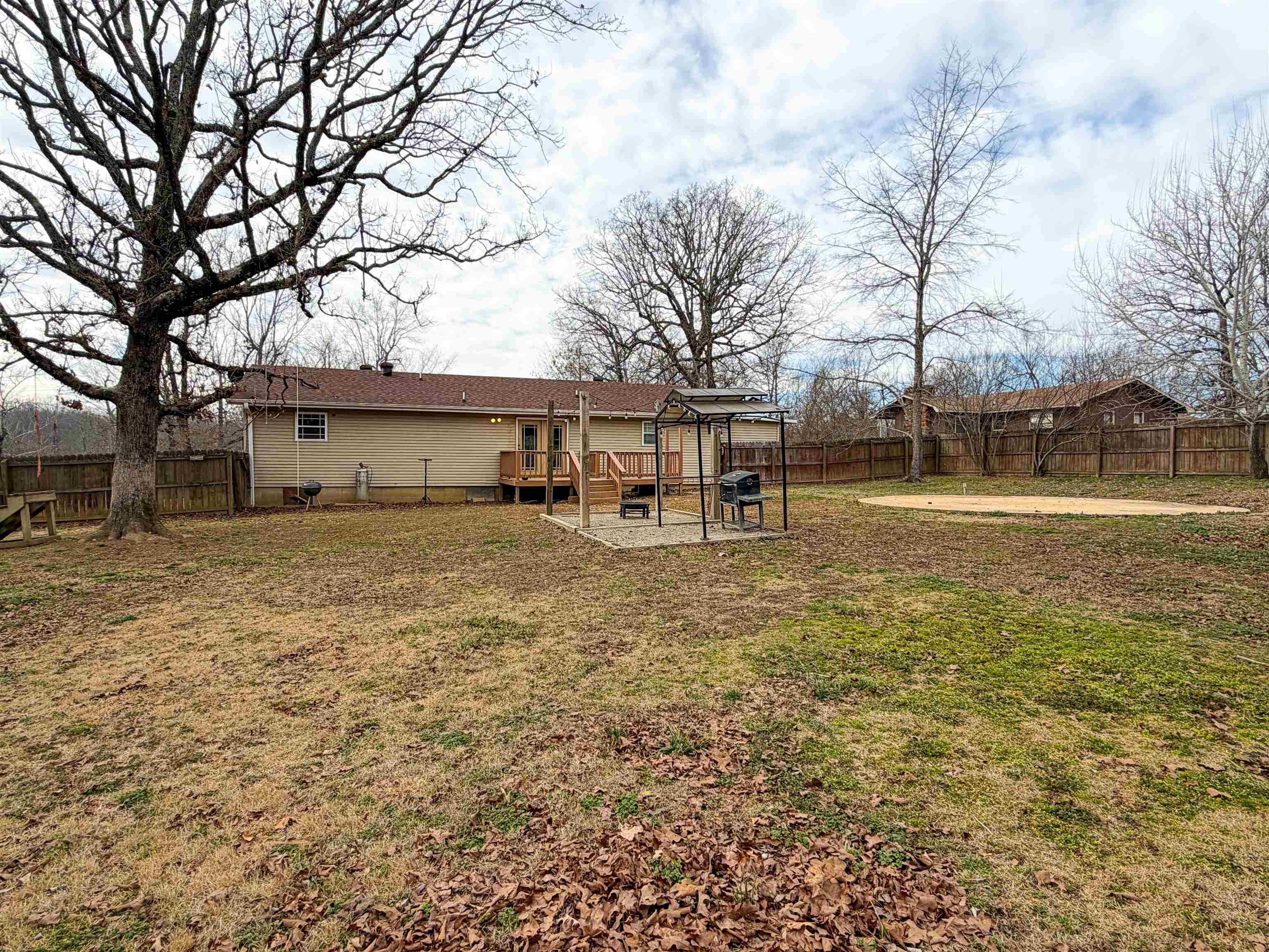 34 Alma  Highland, AR