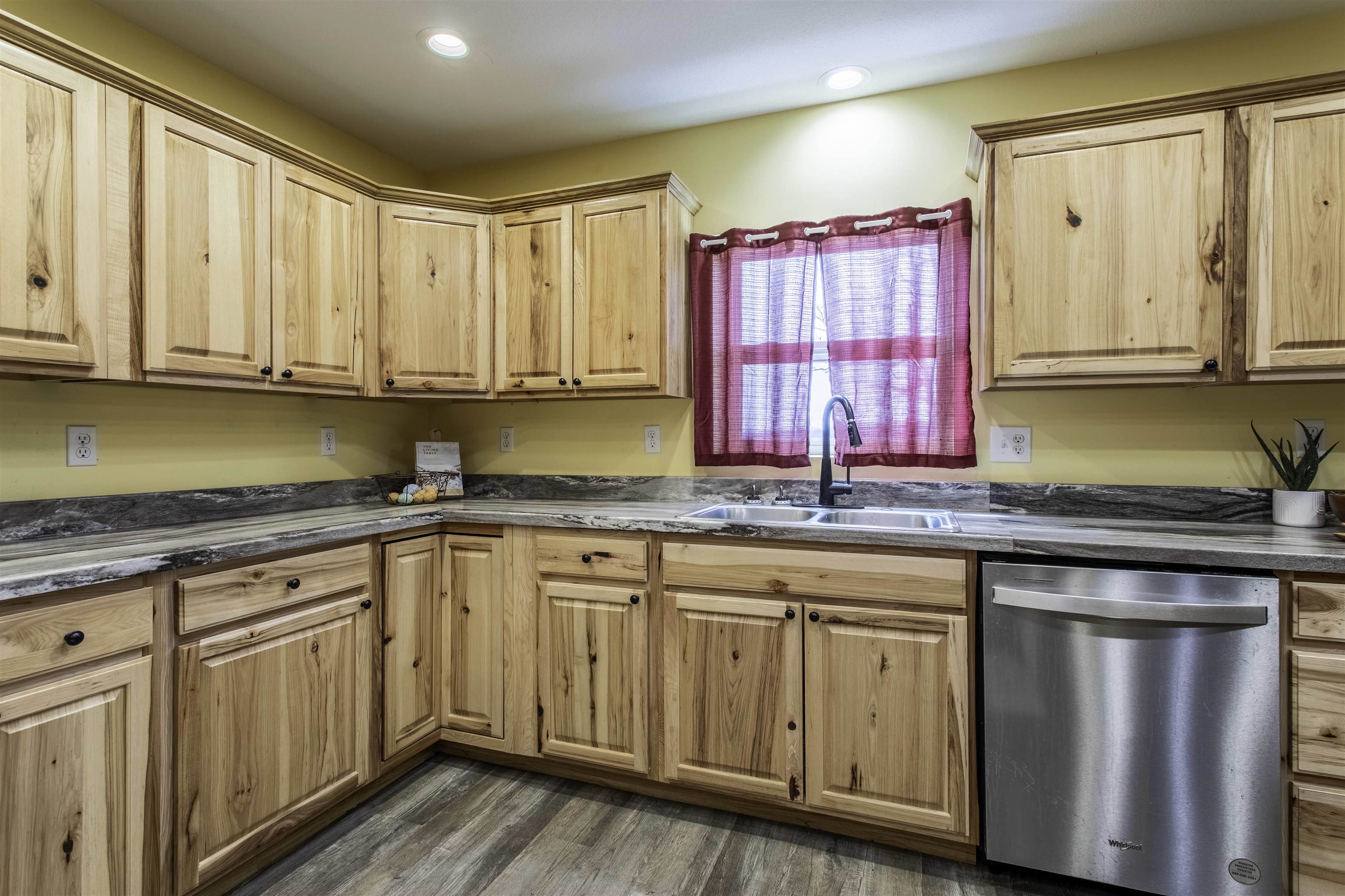 131 E Arkansas Highway 58  Williford, AR