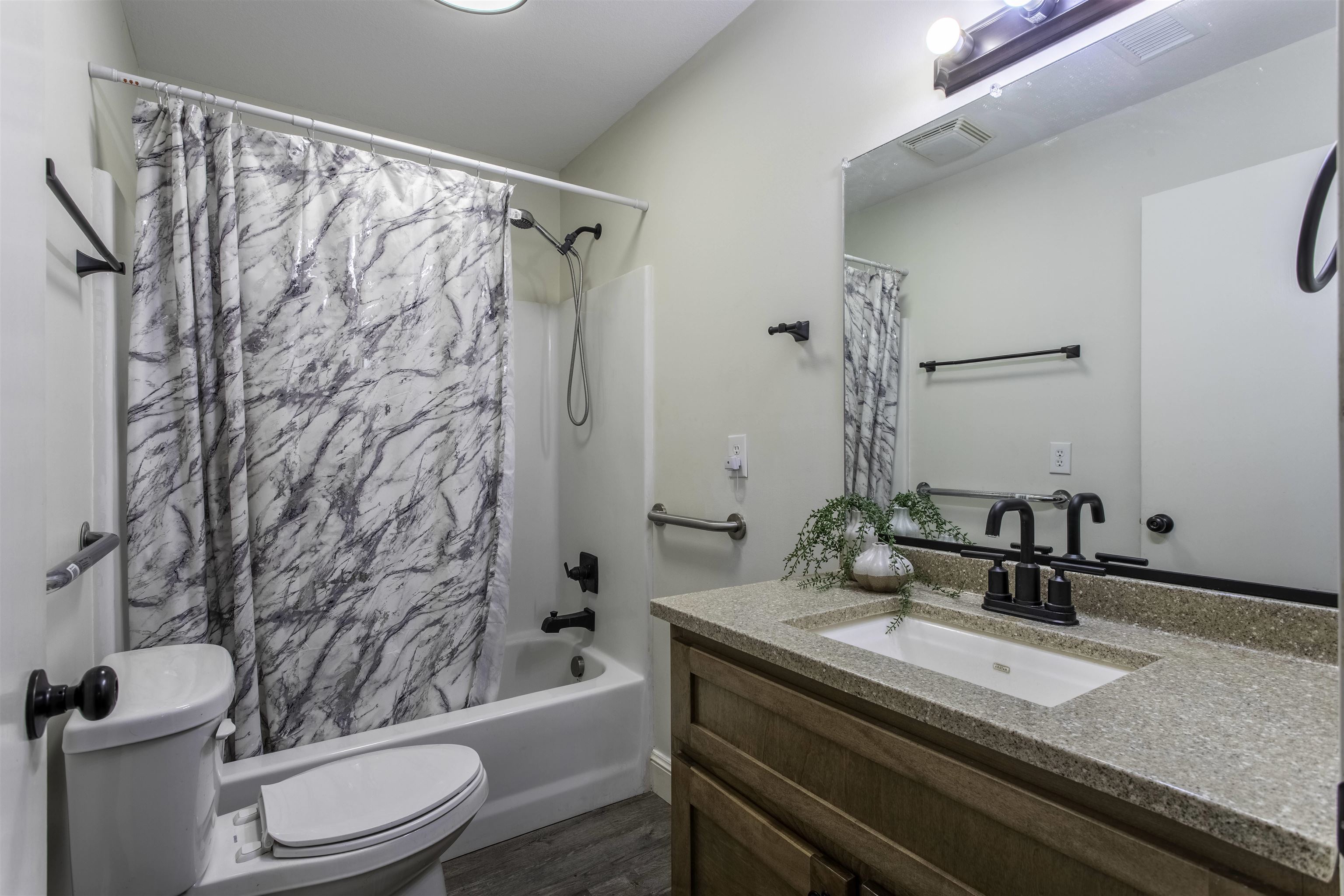 131 E Arkansas Highway 58  Williford, AR