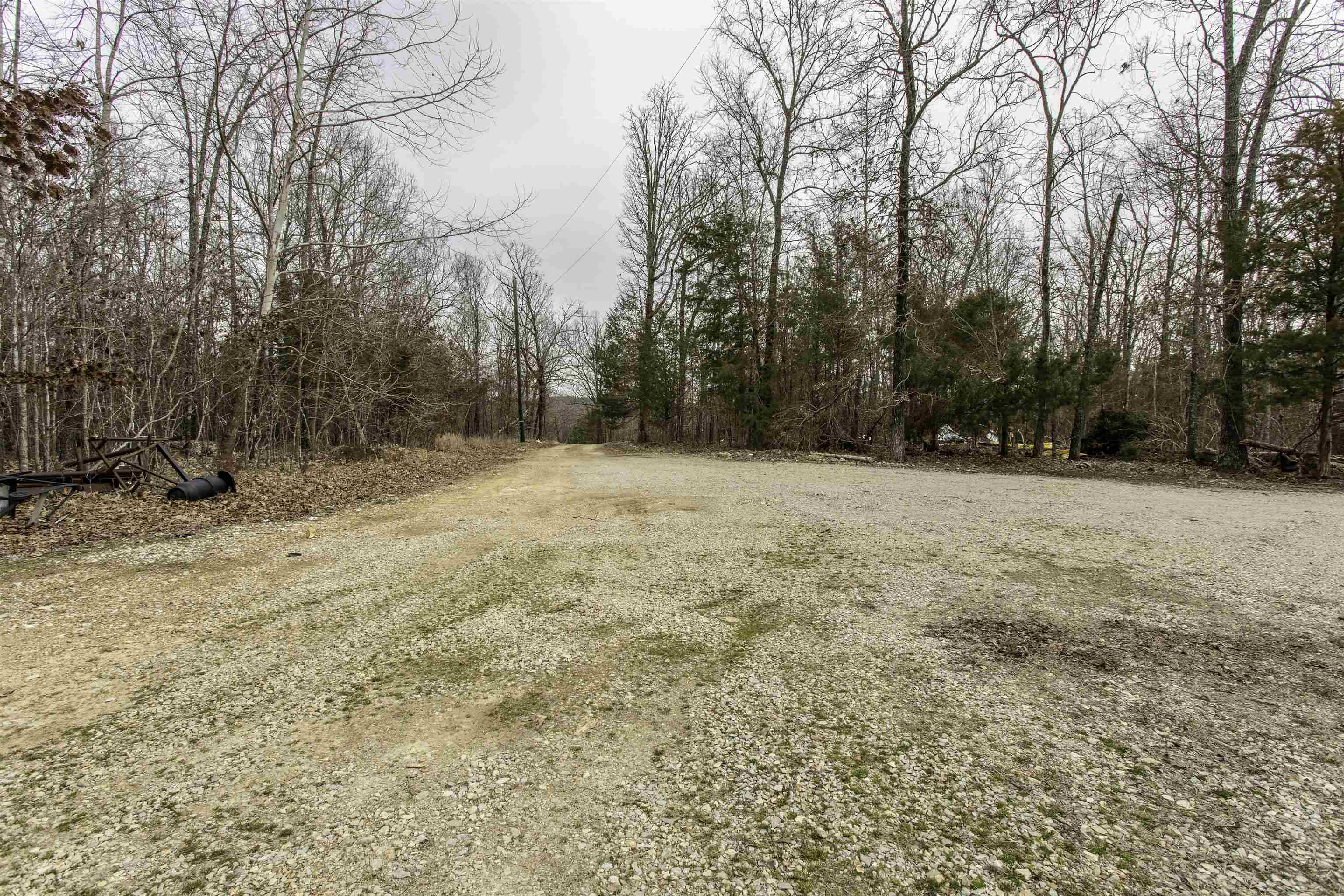 131 E Arkansas Highway 58  Williford, AR