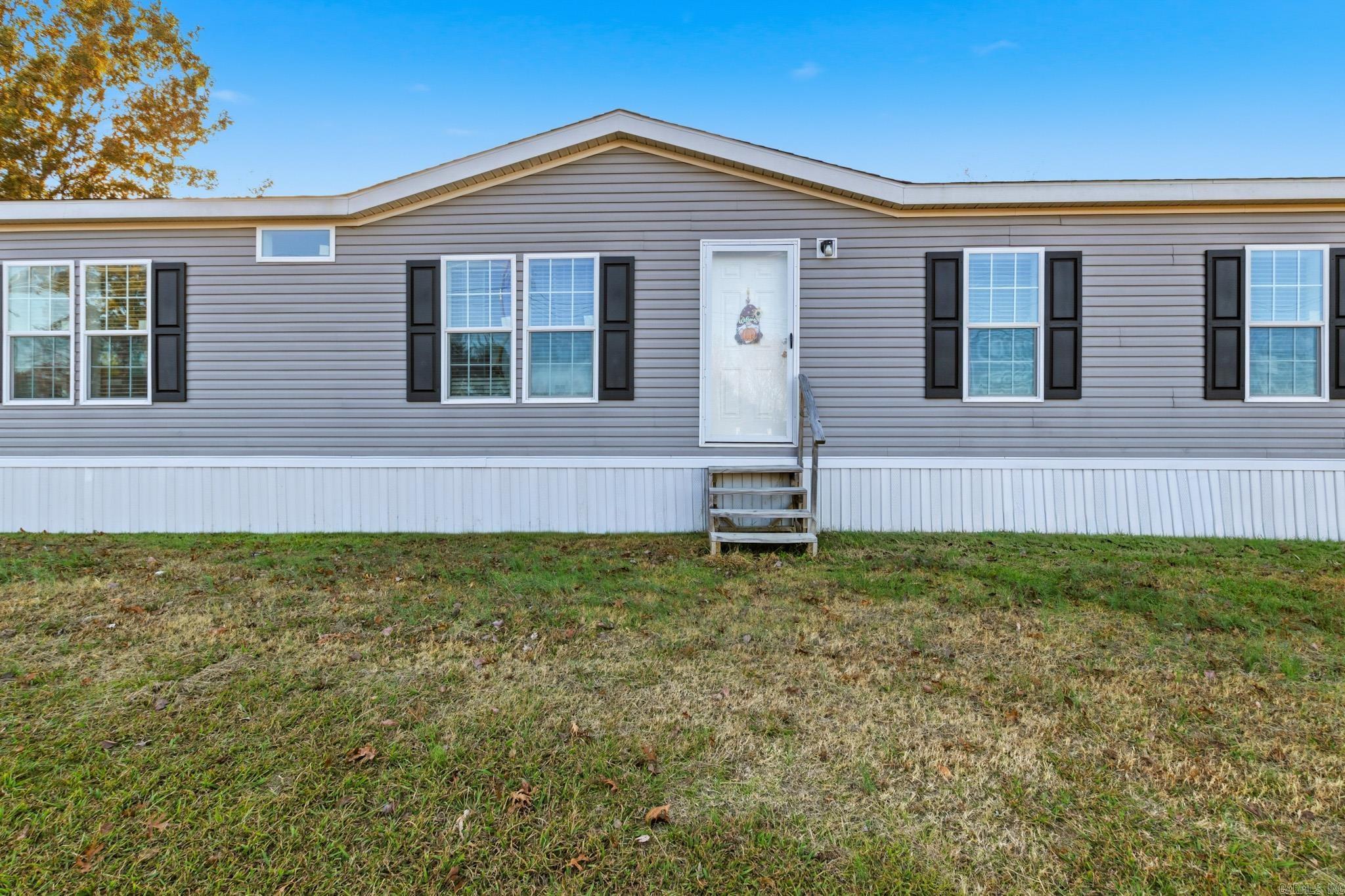 160 Oak Grove  Austin, AR