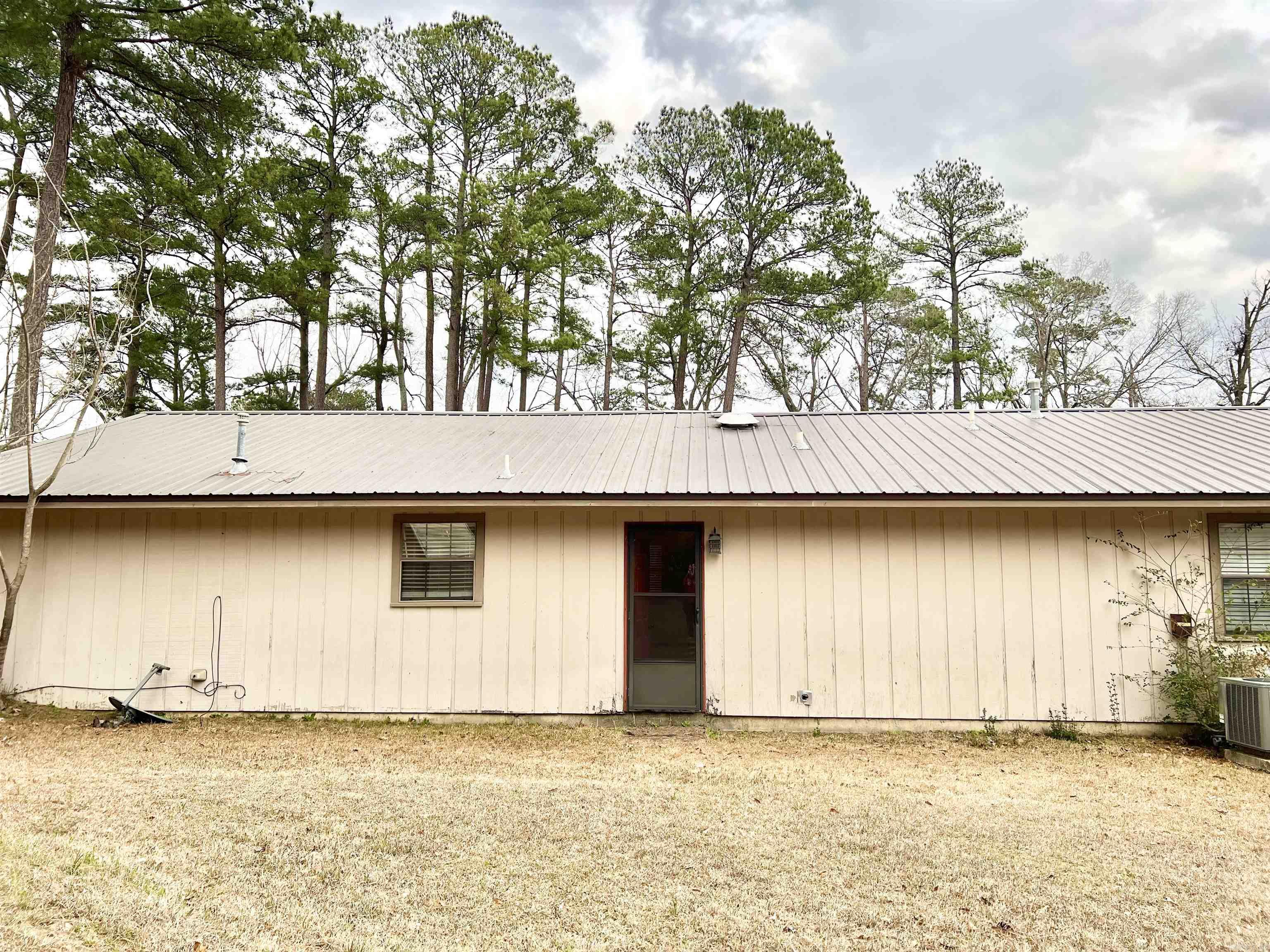 762 Sheila  Camden, AR