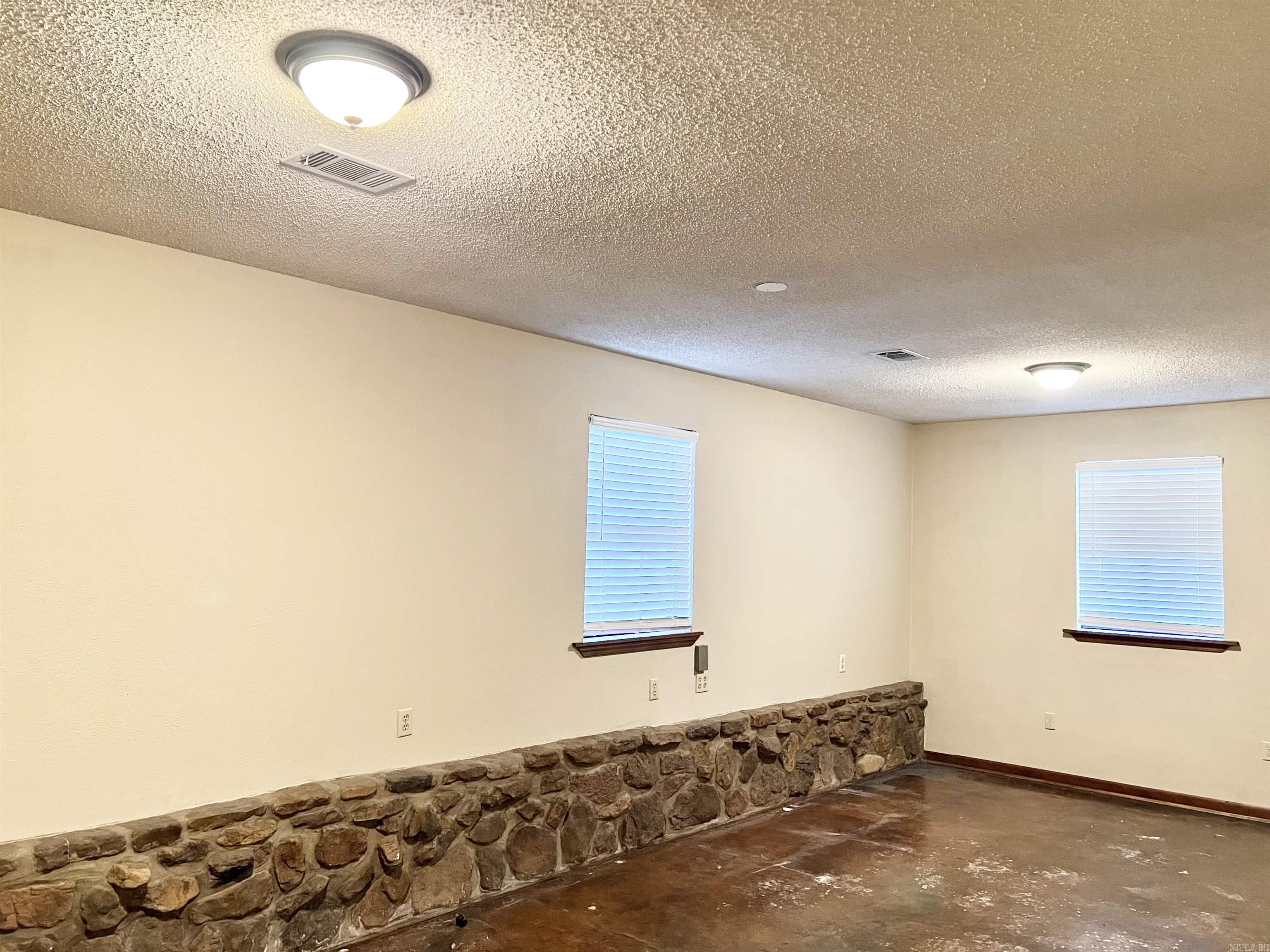 762 Sheila  Camden, AR