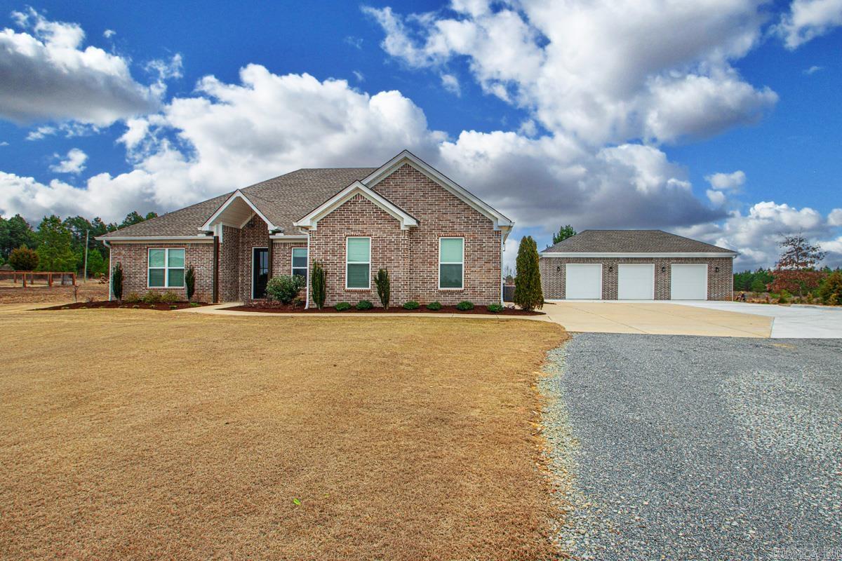 10664 Gunter  Benton, AR