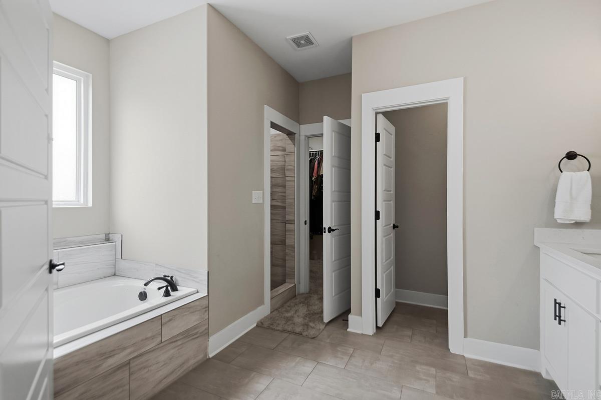 10664 Gunter  Benton, AR