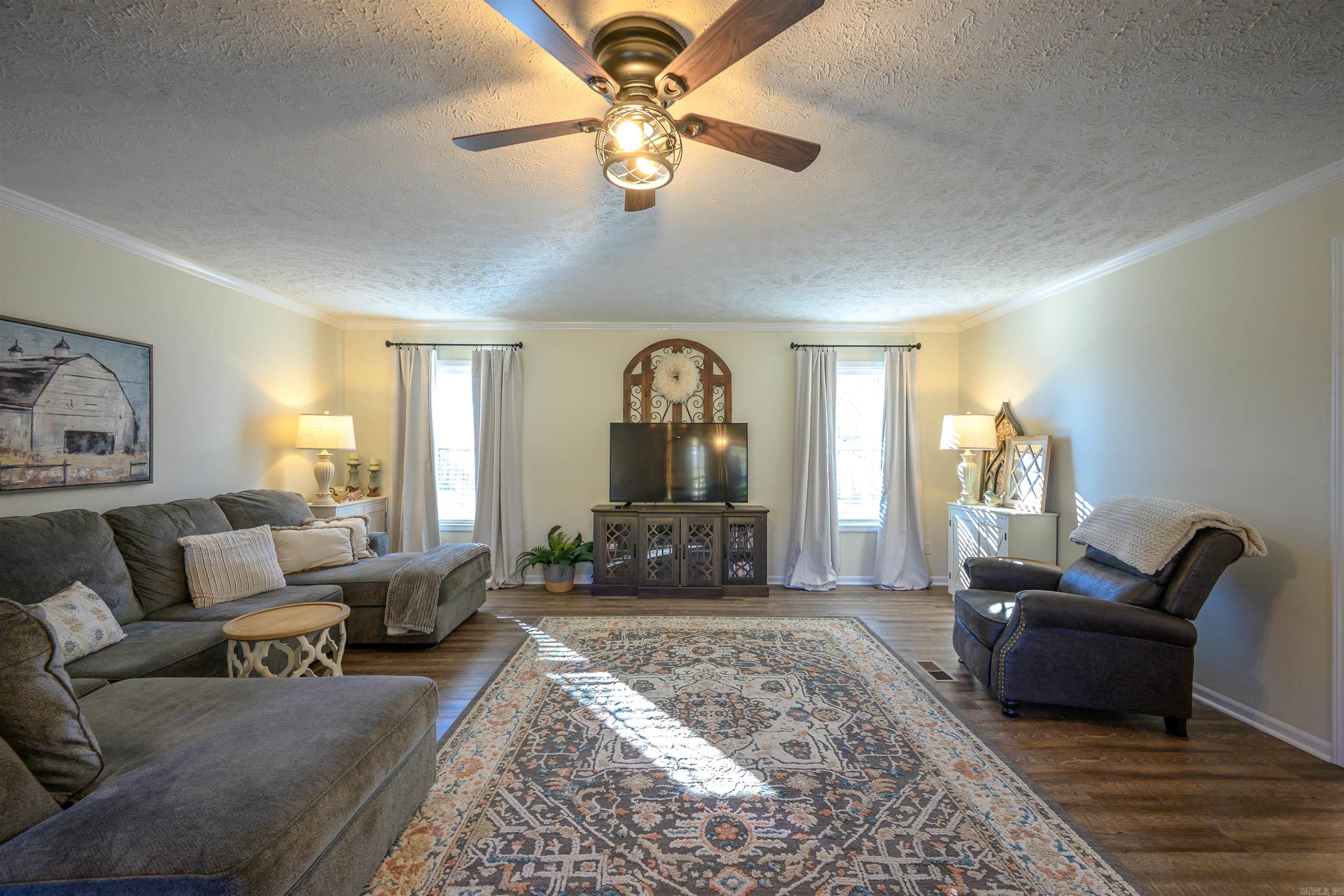 55 Kelly  Cushman, AR