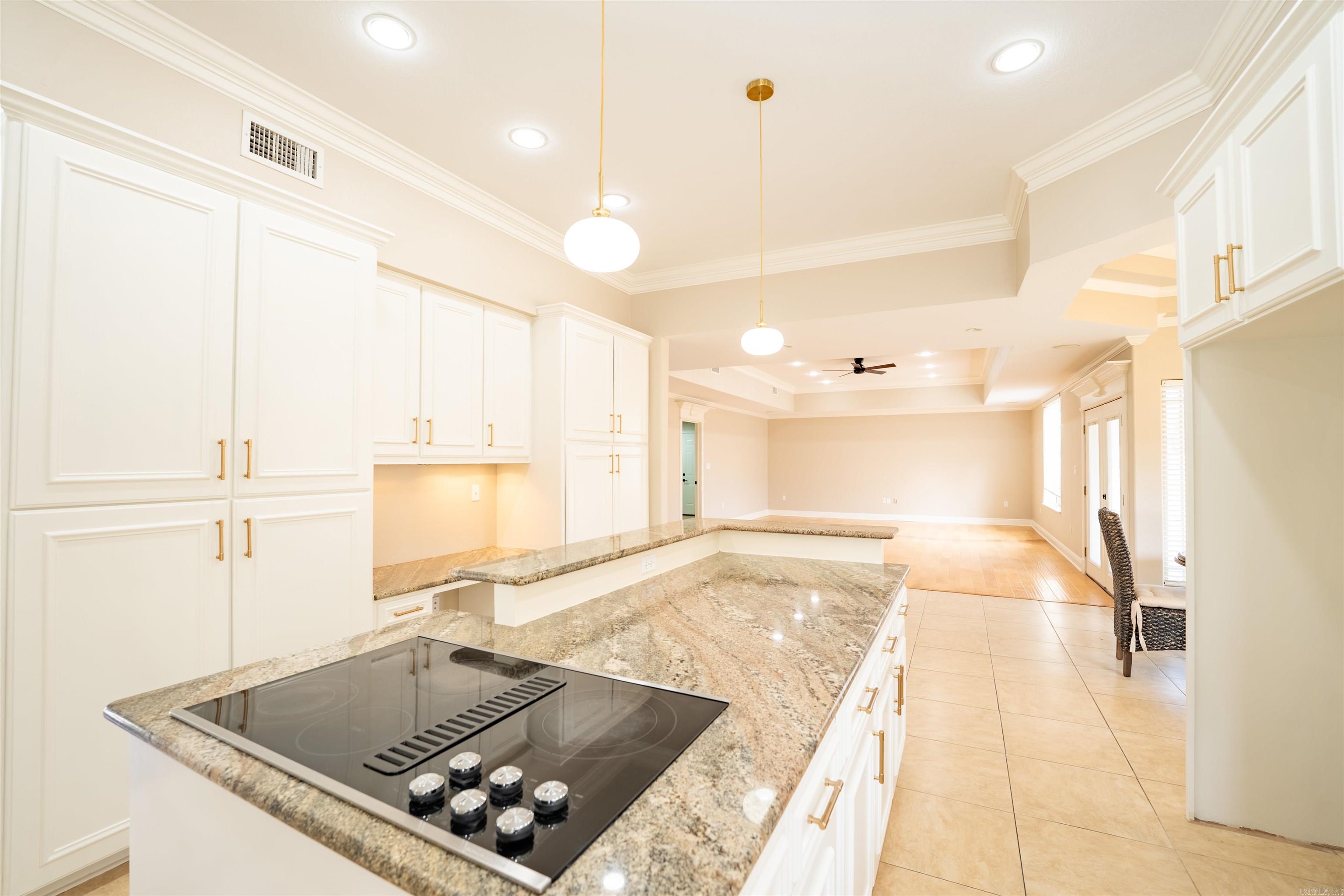 7414 Palm Beach  Benton, AR