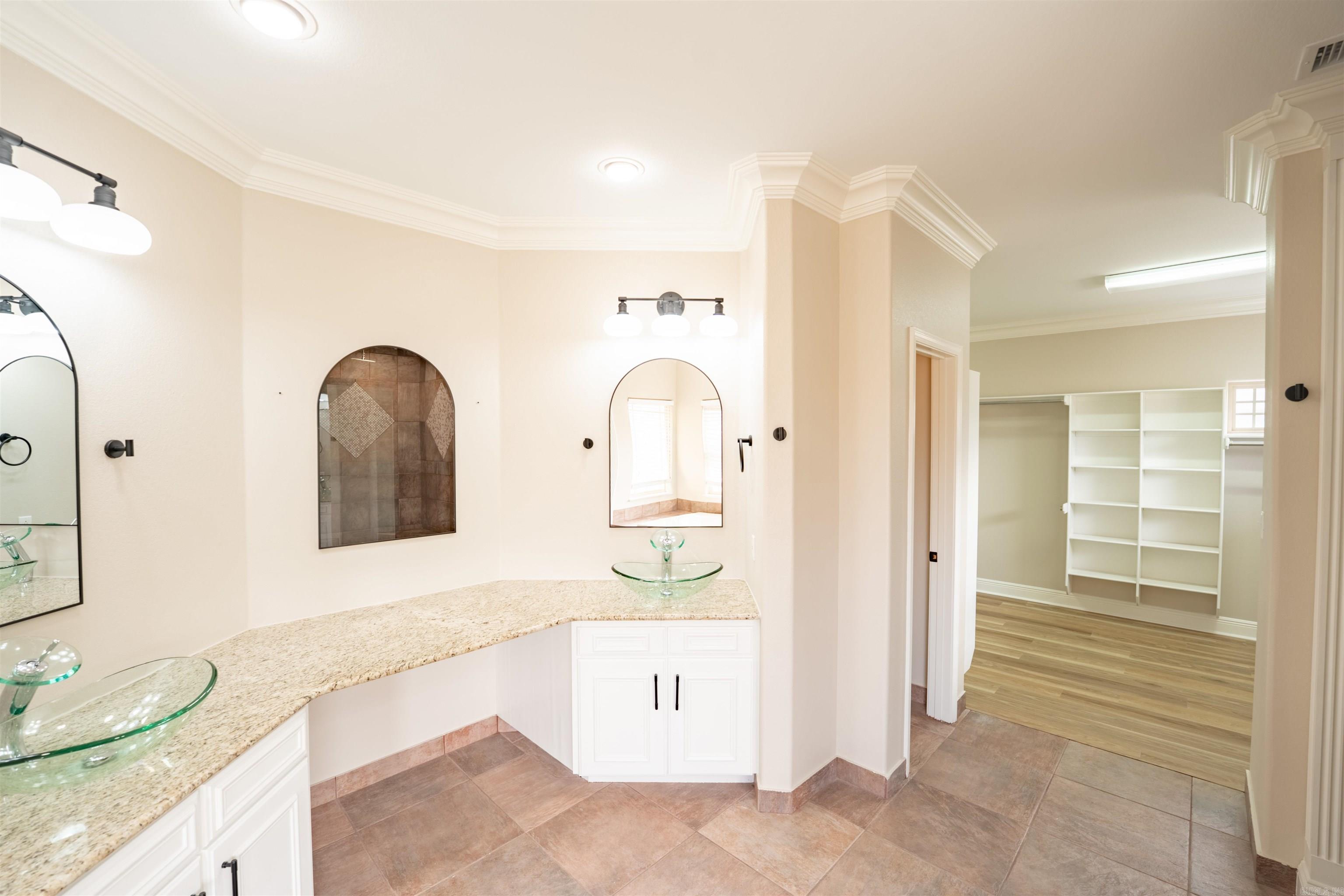 7414 Palm Beach  Benton, AR