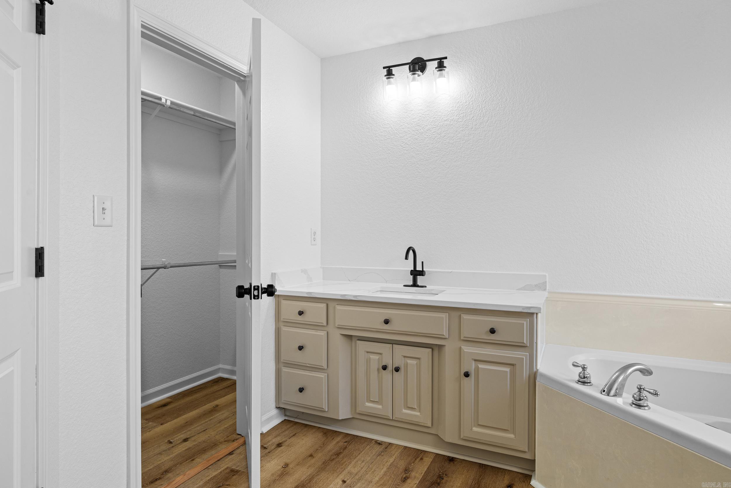 582 Crepe Myrtle Loop  Cabot, AR