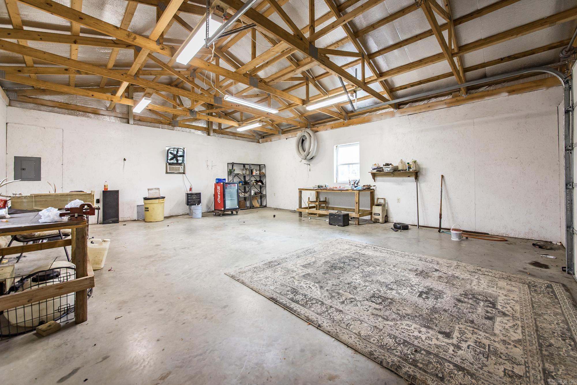 9172 Highway 336 W  Clinton, AR