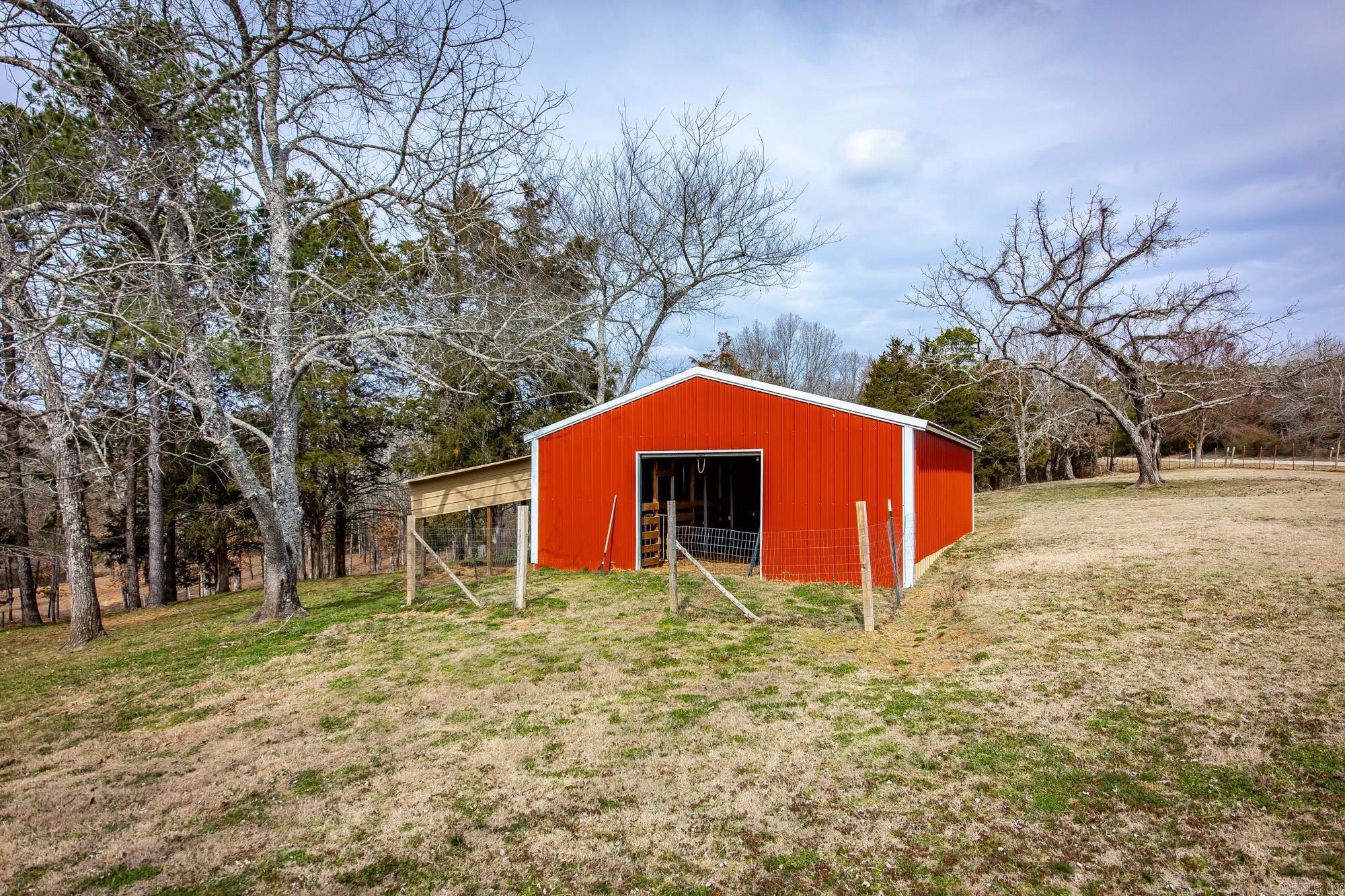 9172 Highway 336 W  Clinton, AR