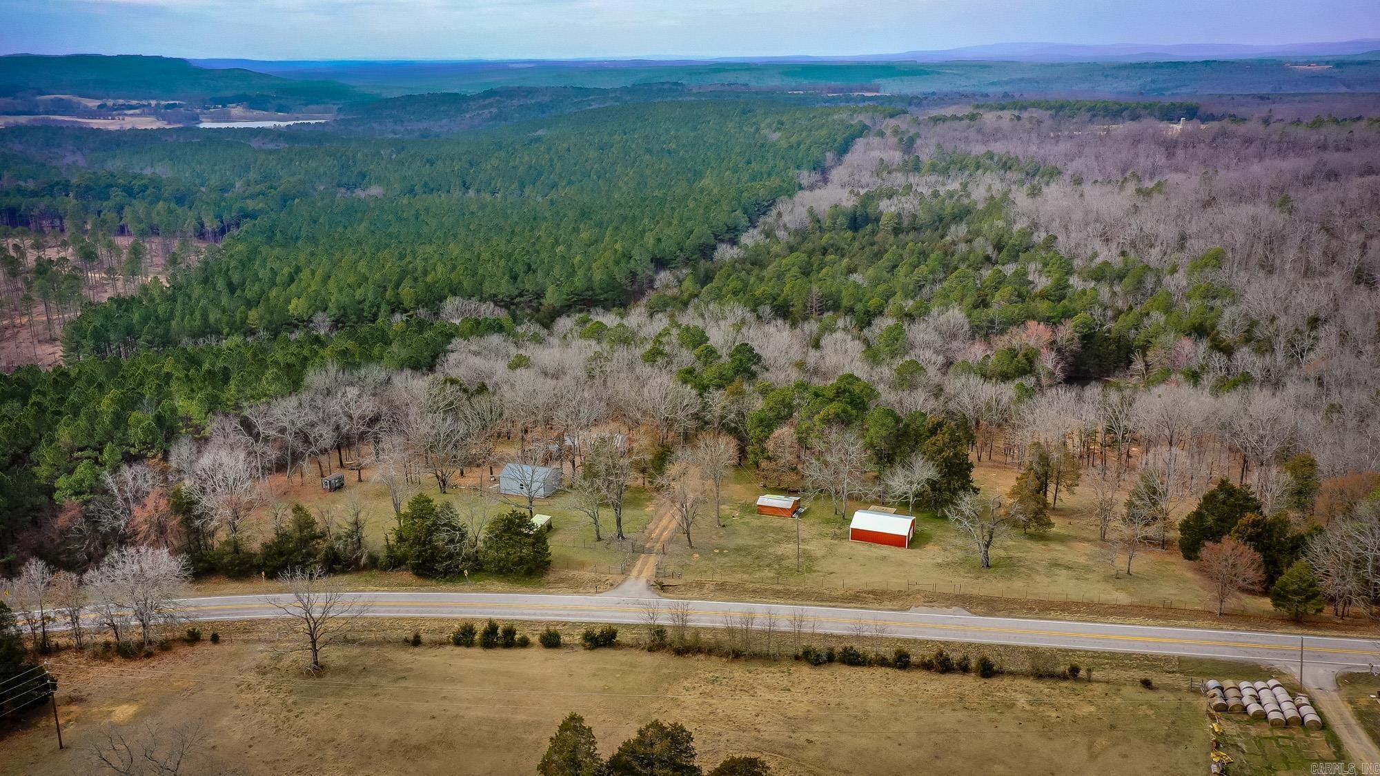 9172 Highway 336 W  Clinton, AR