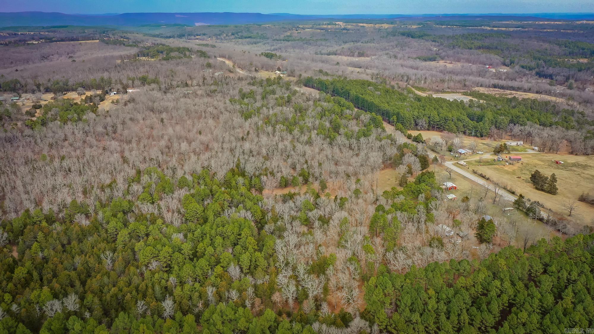 9172 Highway 336 W  Clinton, AR