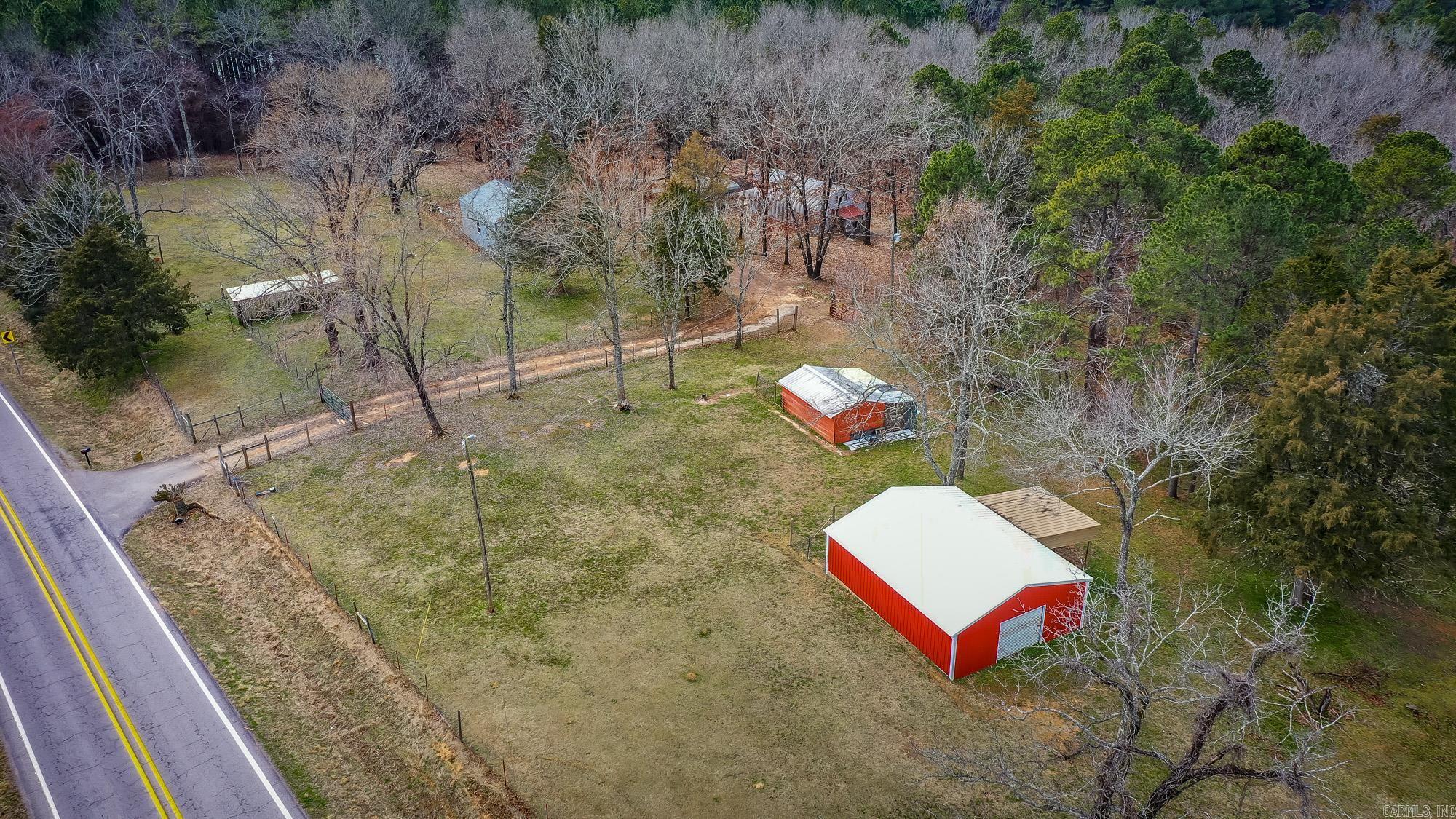 9172 Highway 336 W  Clinton, AR