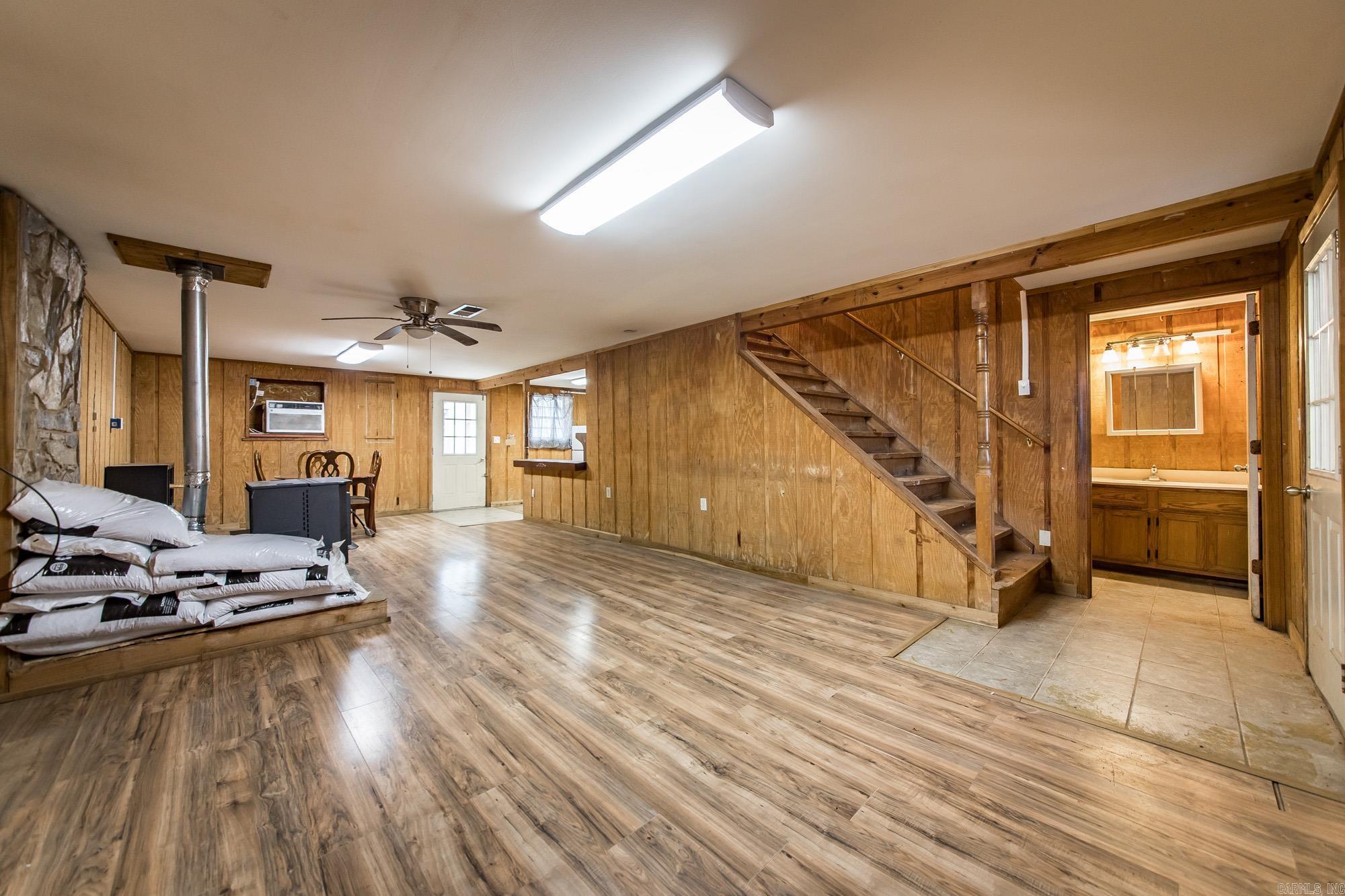 9172 Highway 336 W  Clinton, AR