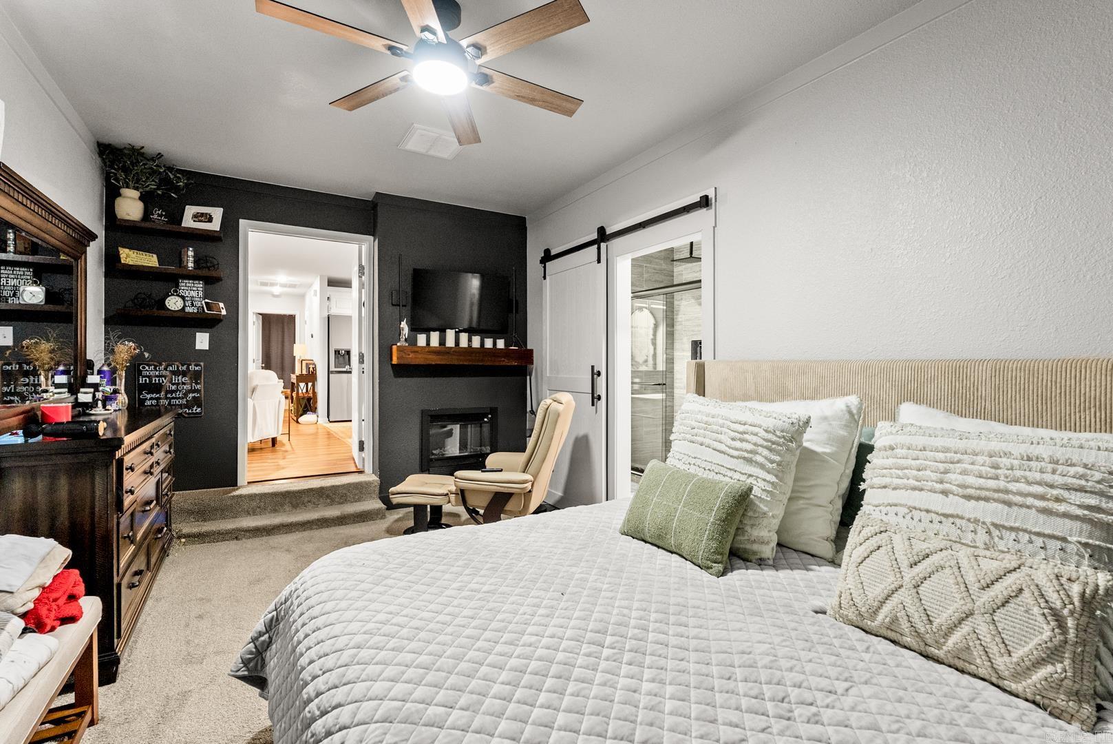 18 Wheeler  Mayflower, AR