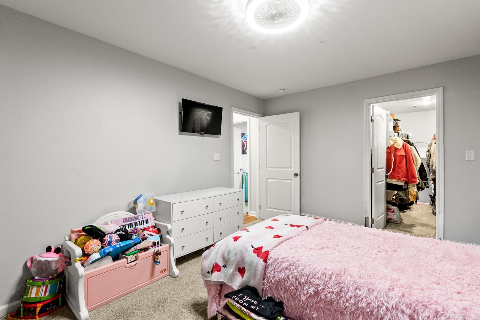 18 Wheeler  Mayflower, AR