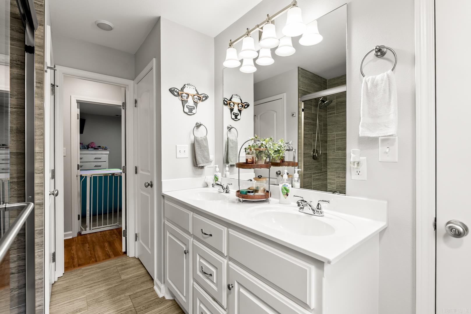 18 Wheeler  Mayflower, AR