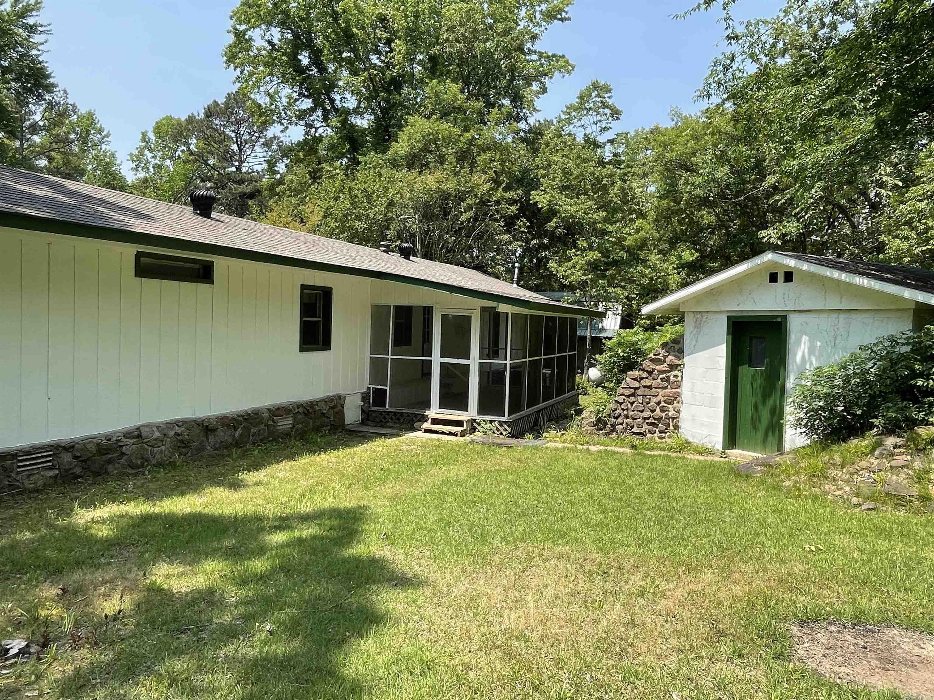 395 Wood Grove  Higden, AR