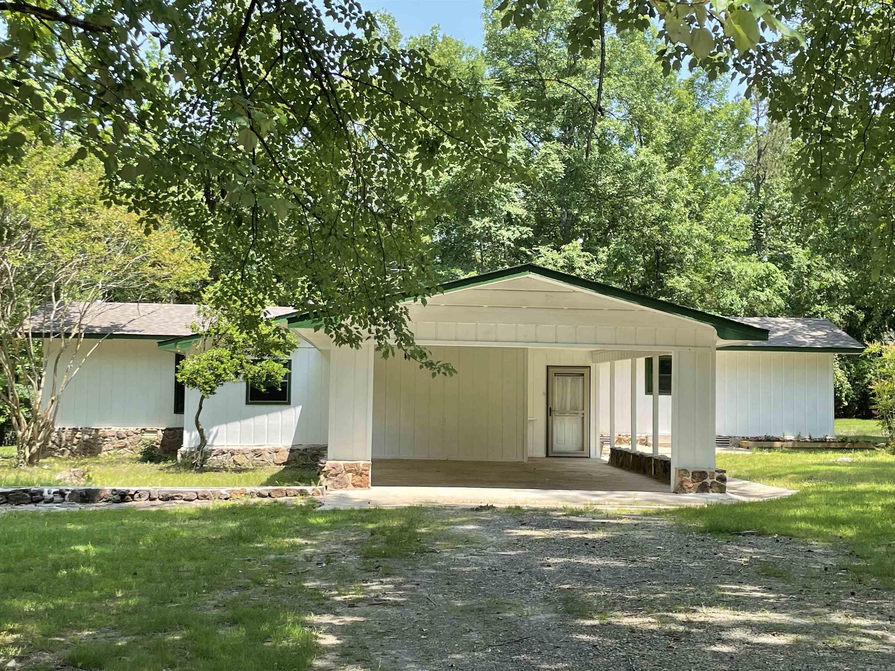 395 Wood Grove  Higden, AR
