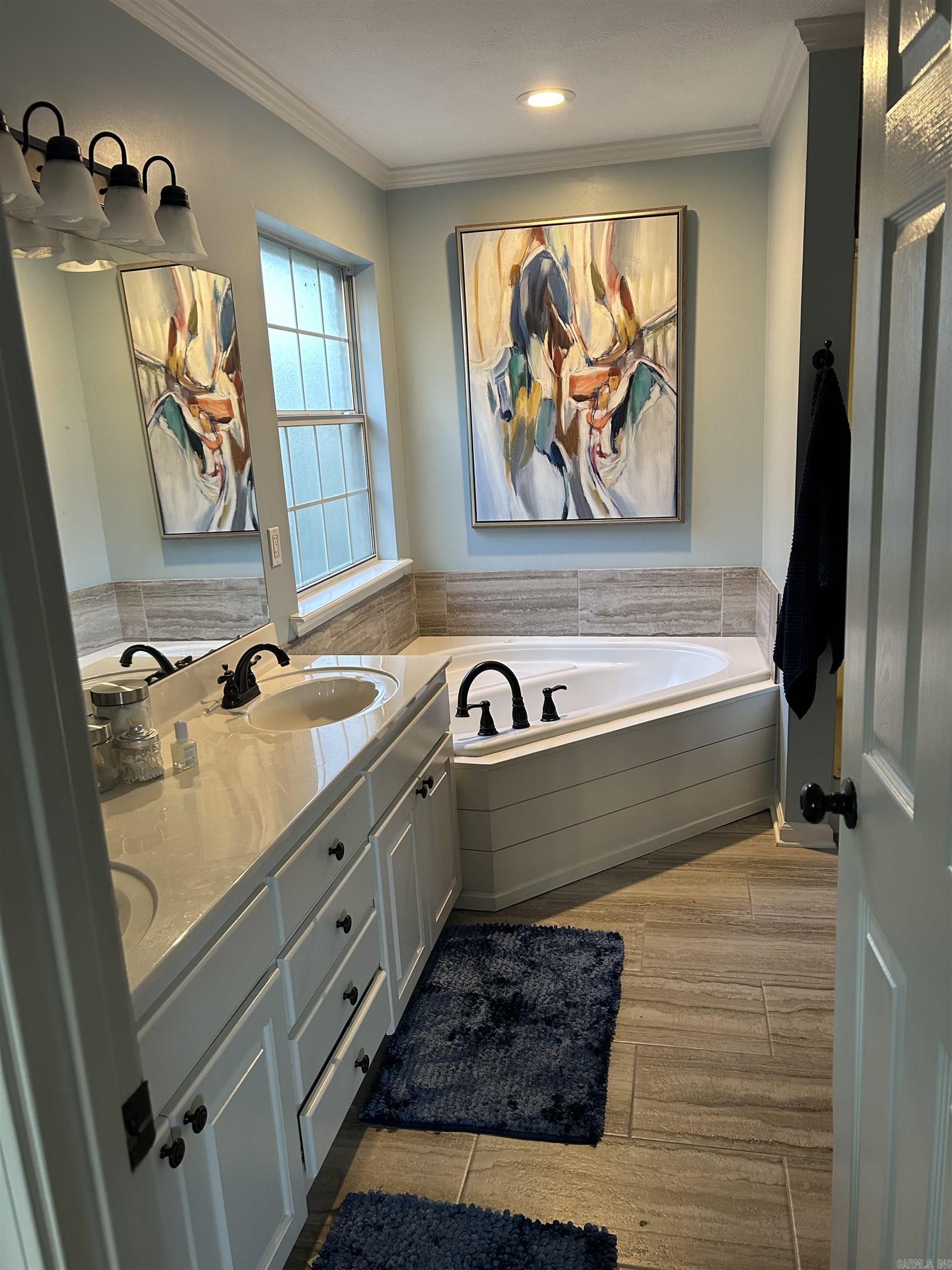 125 Las Colinas  Conway, AR