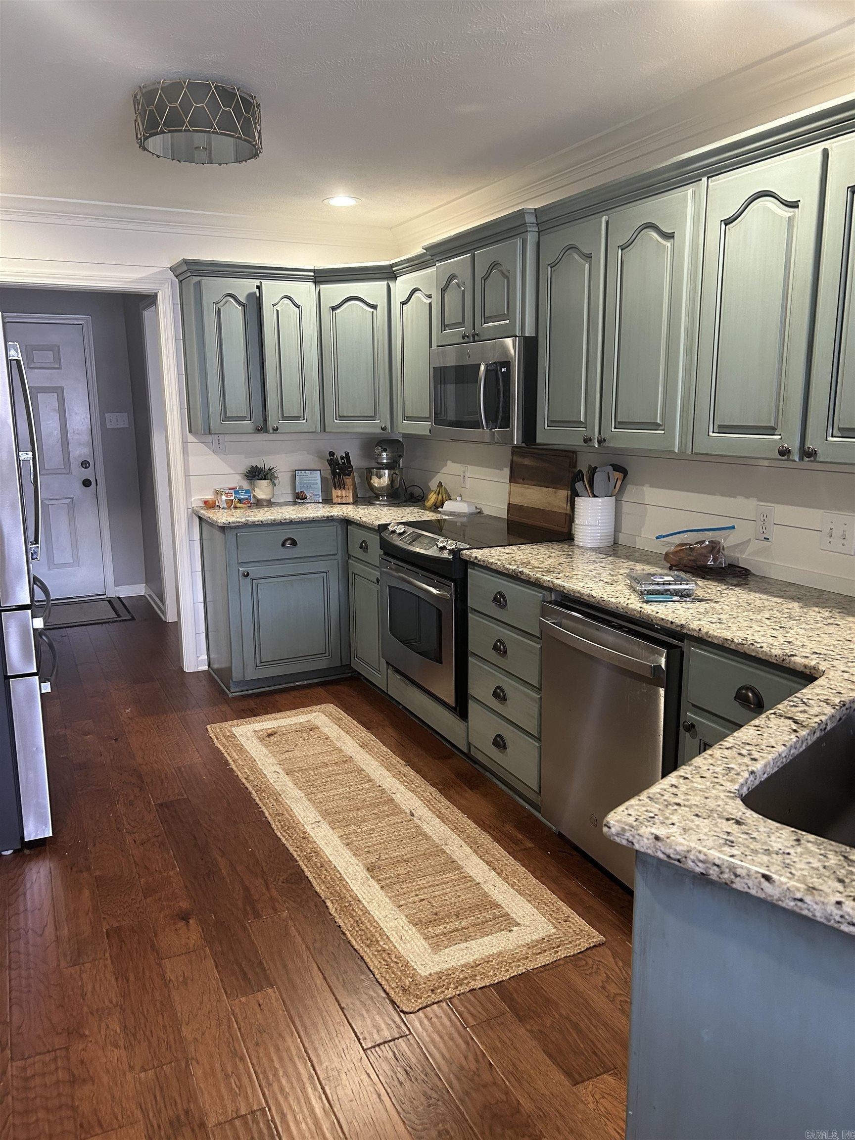 125 Las Colinas  Conway, AR