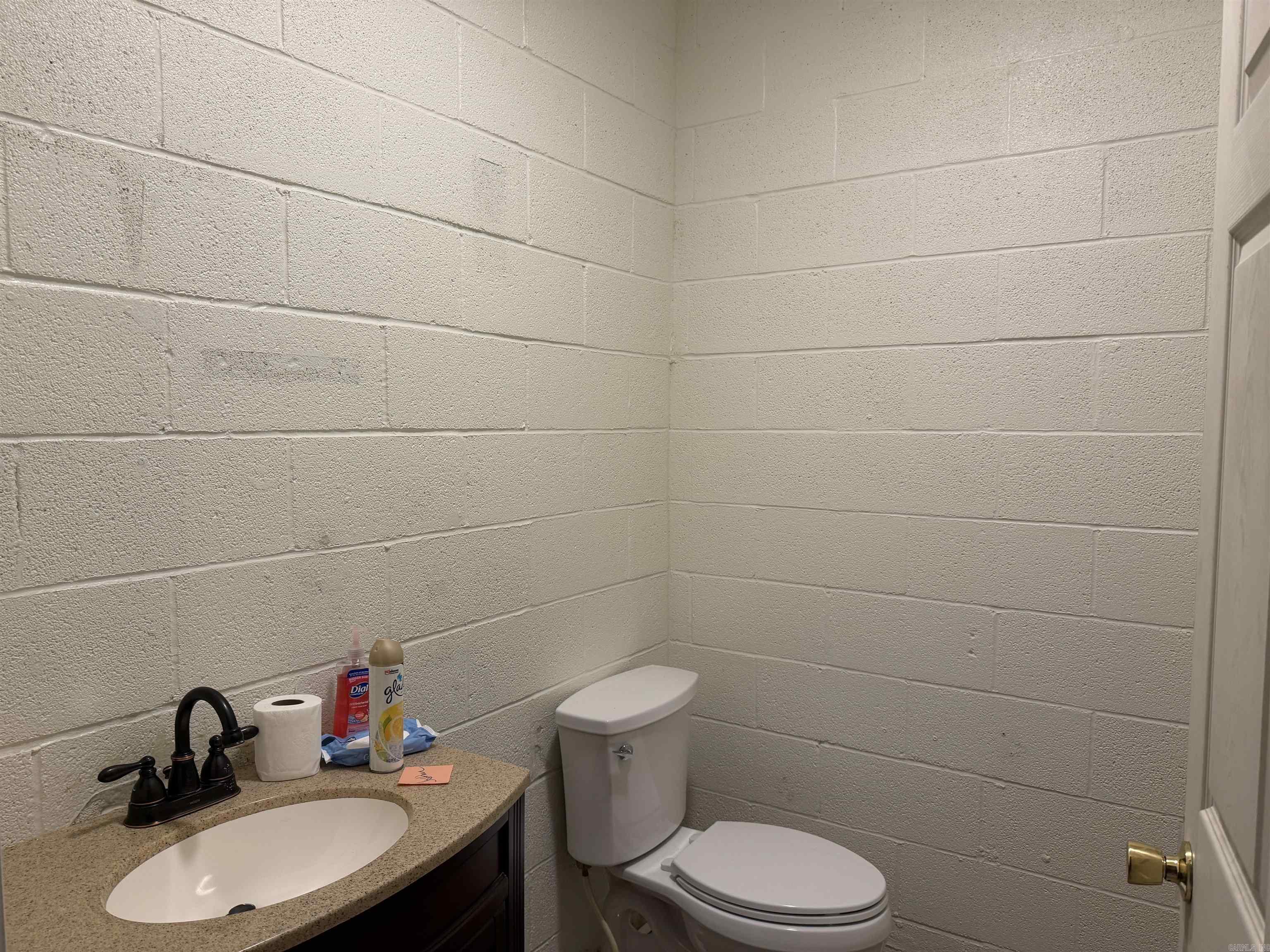 5103 W Malcomb Street  Pine Bluff, AR