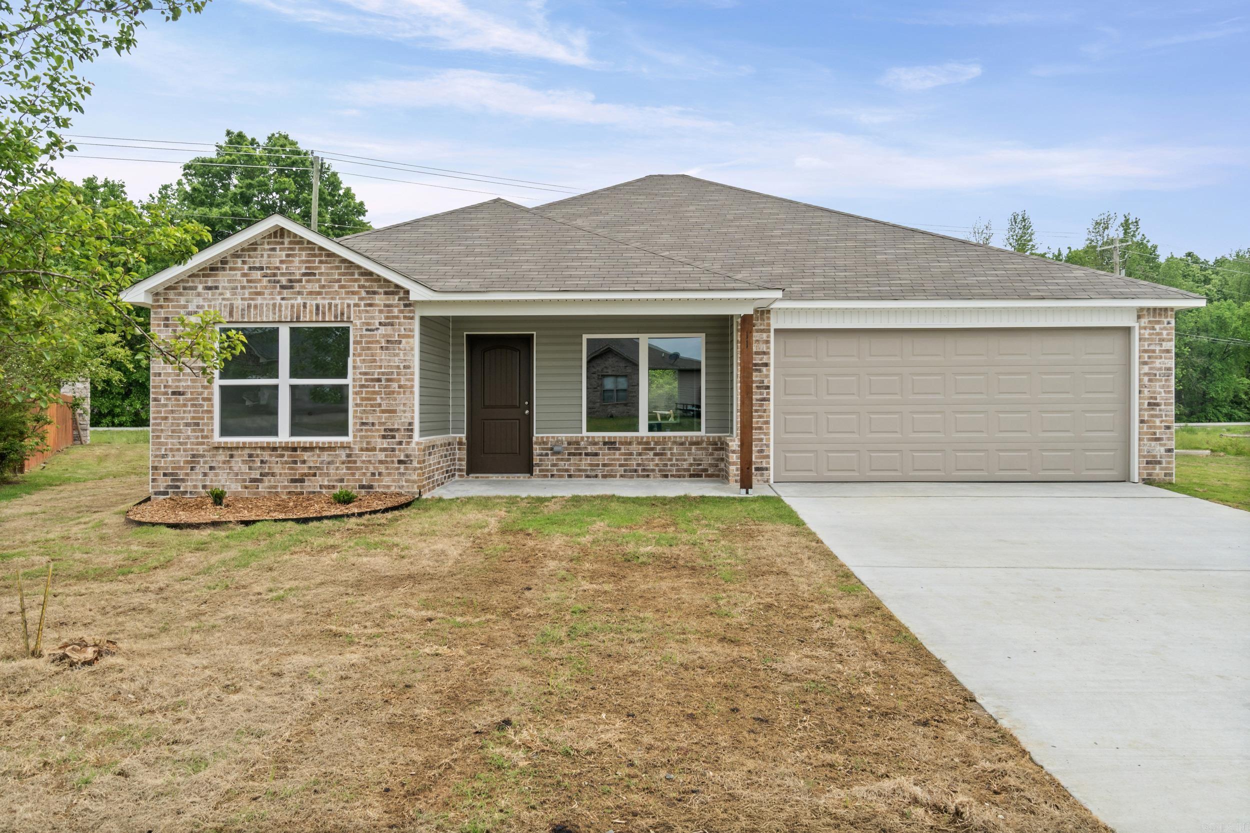 11 Ten Point Lane Ward, AR 72176