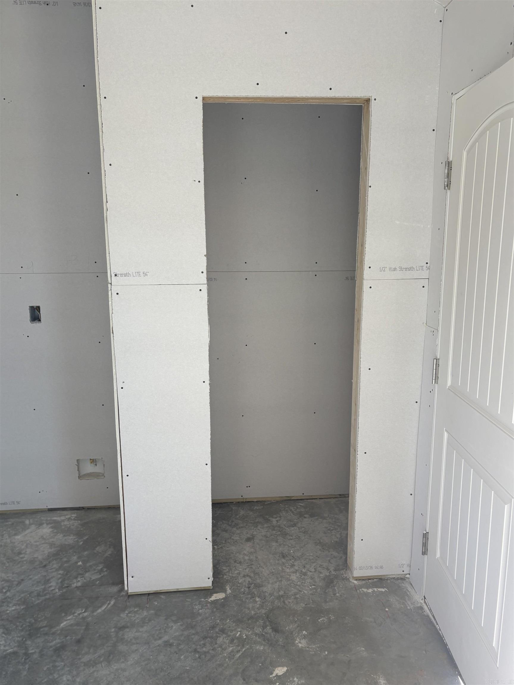 11 Ten Point Lane Ward, AR 72176