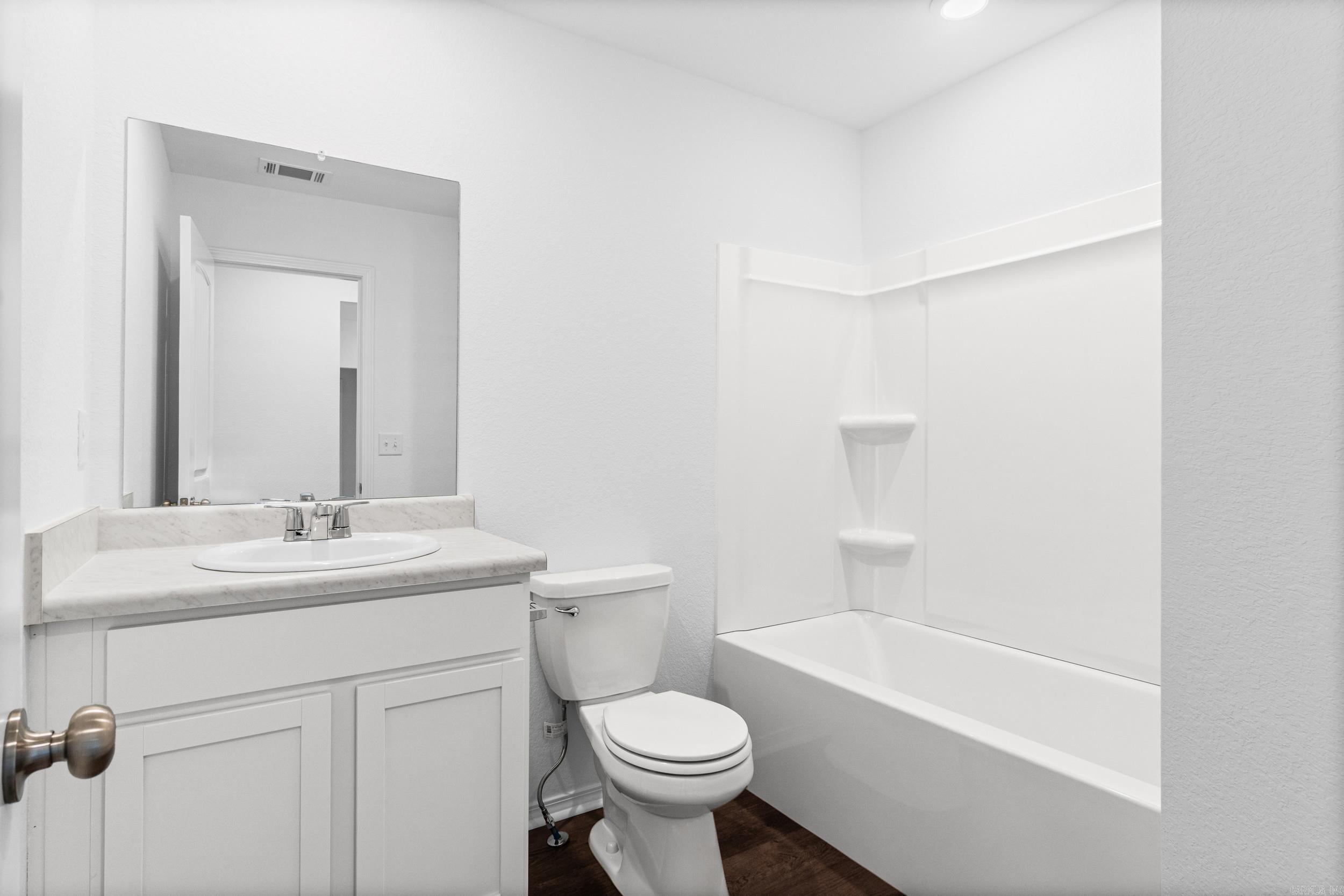 17 Ten Point Lane Ward, AR 72176