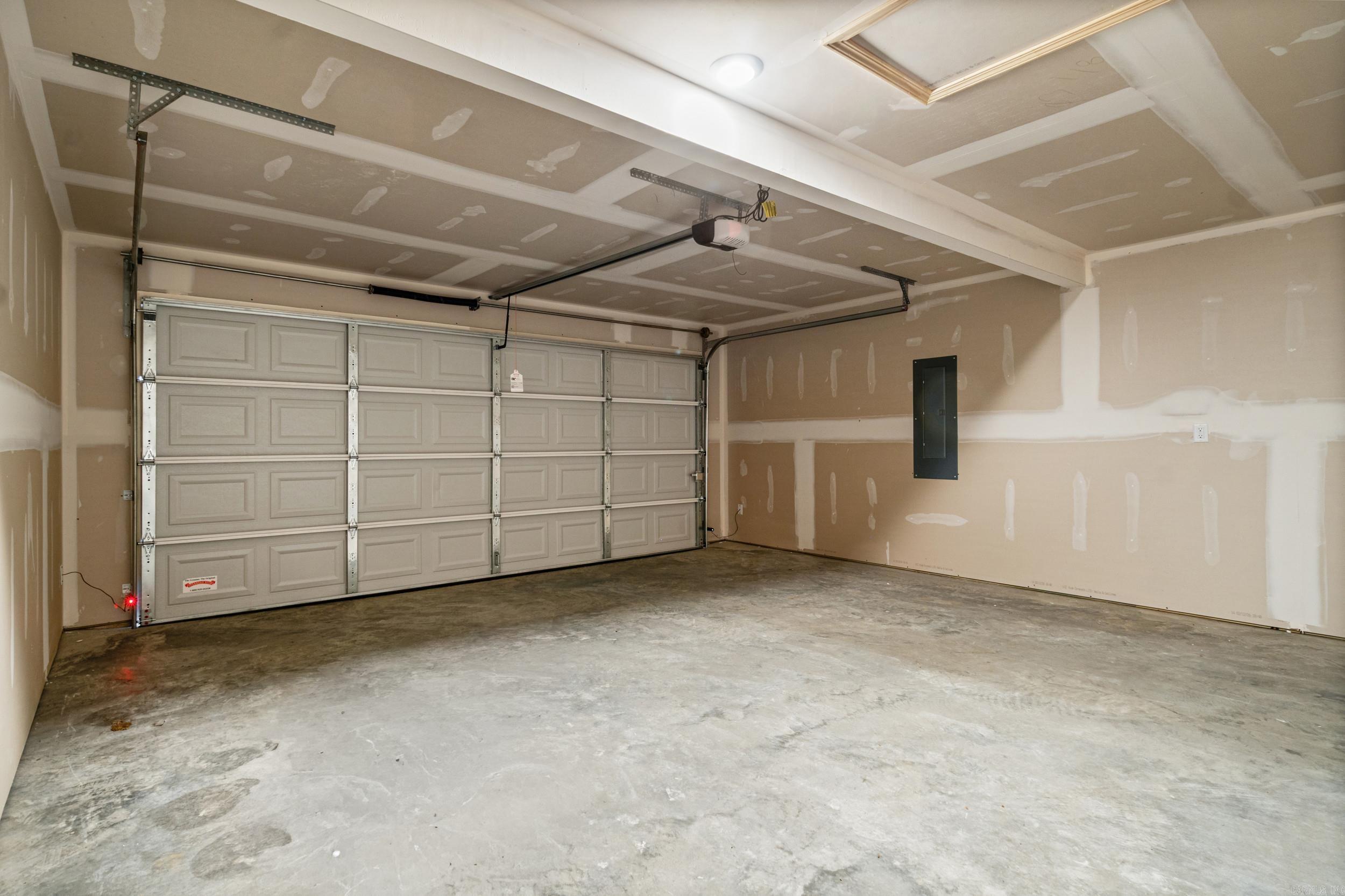 17 Ten Point Lane Ward, AR 72176