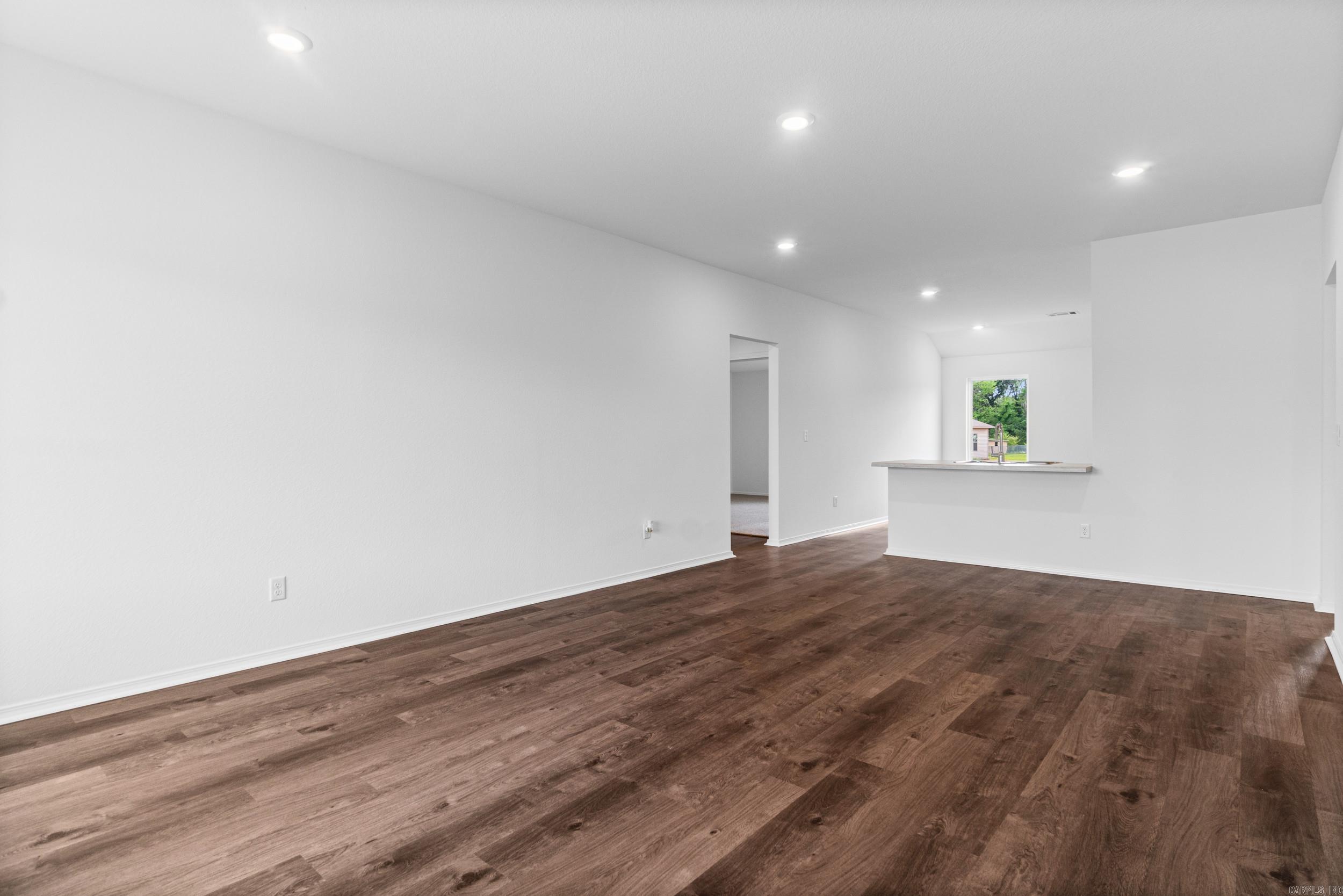 17 Ten Point Lane Ward, AR 72176