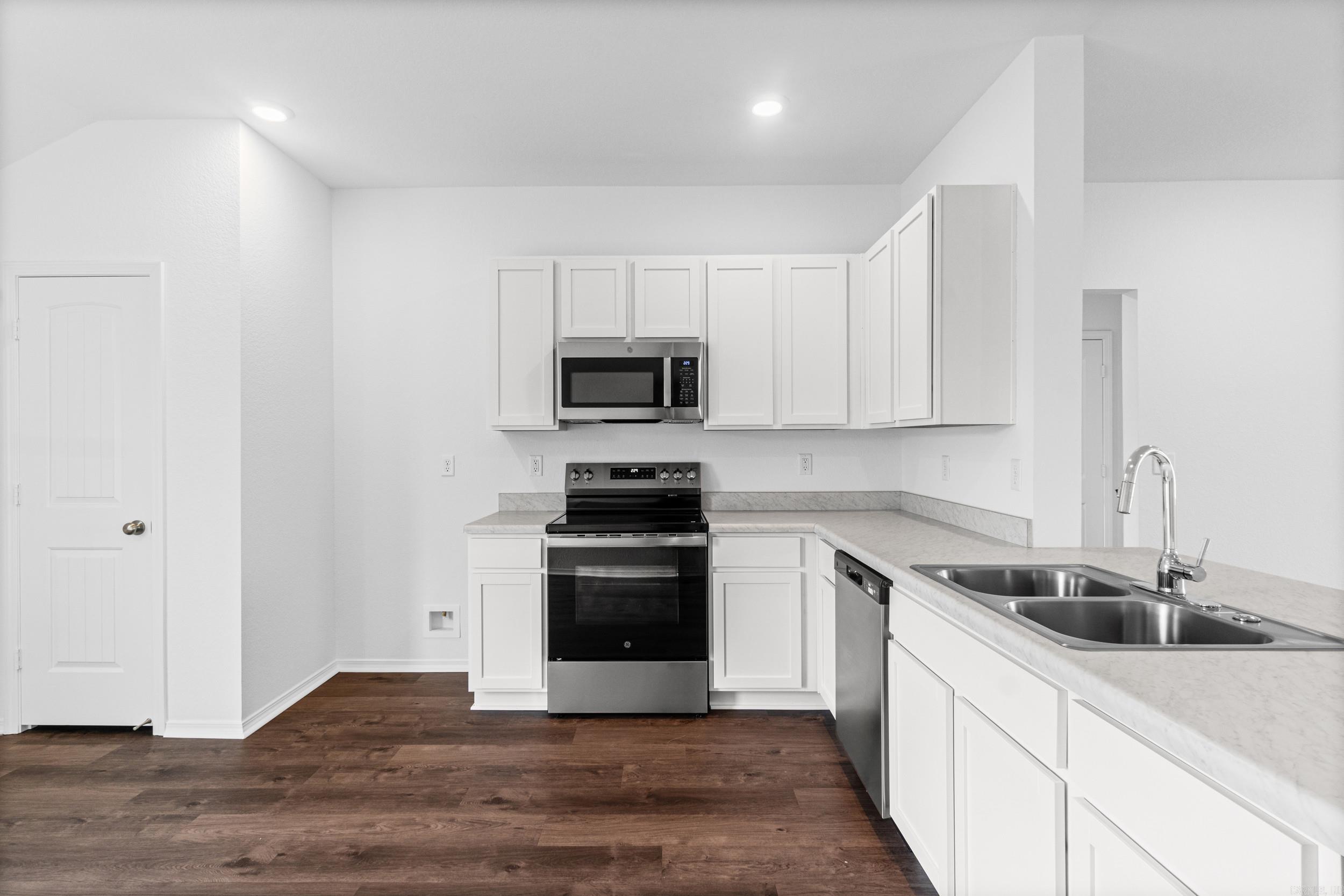17 Ten Point Lane Ward, AR 72176