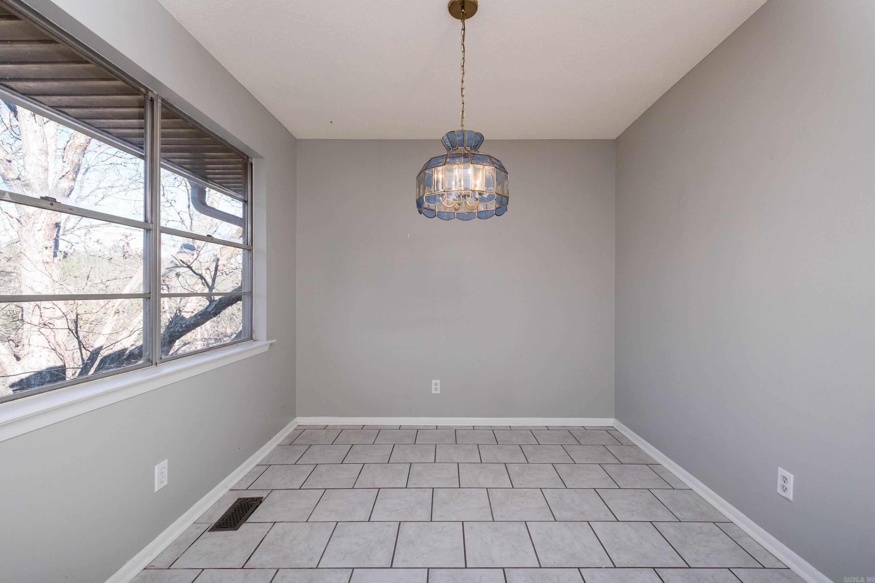 11480 Bainbridge  Little Rock, AR