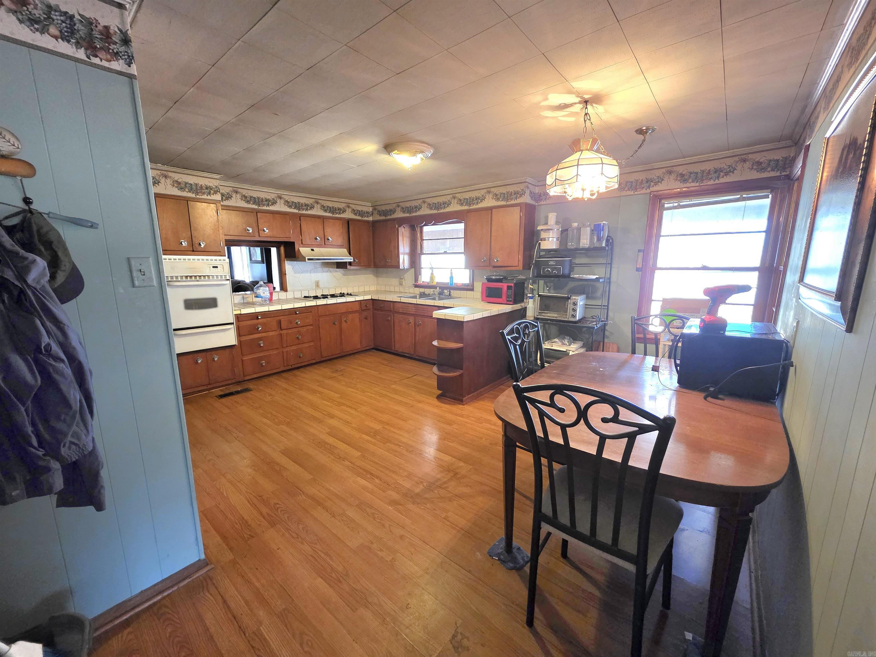 42 Pontiac  Cherokee Village, AR