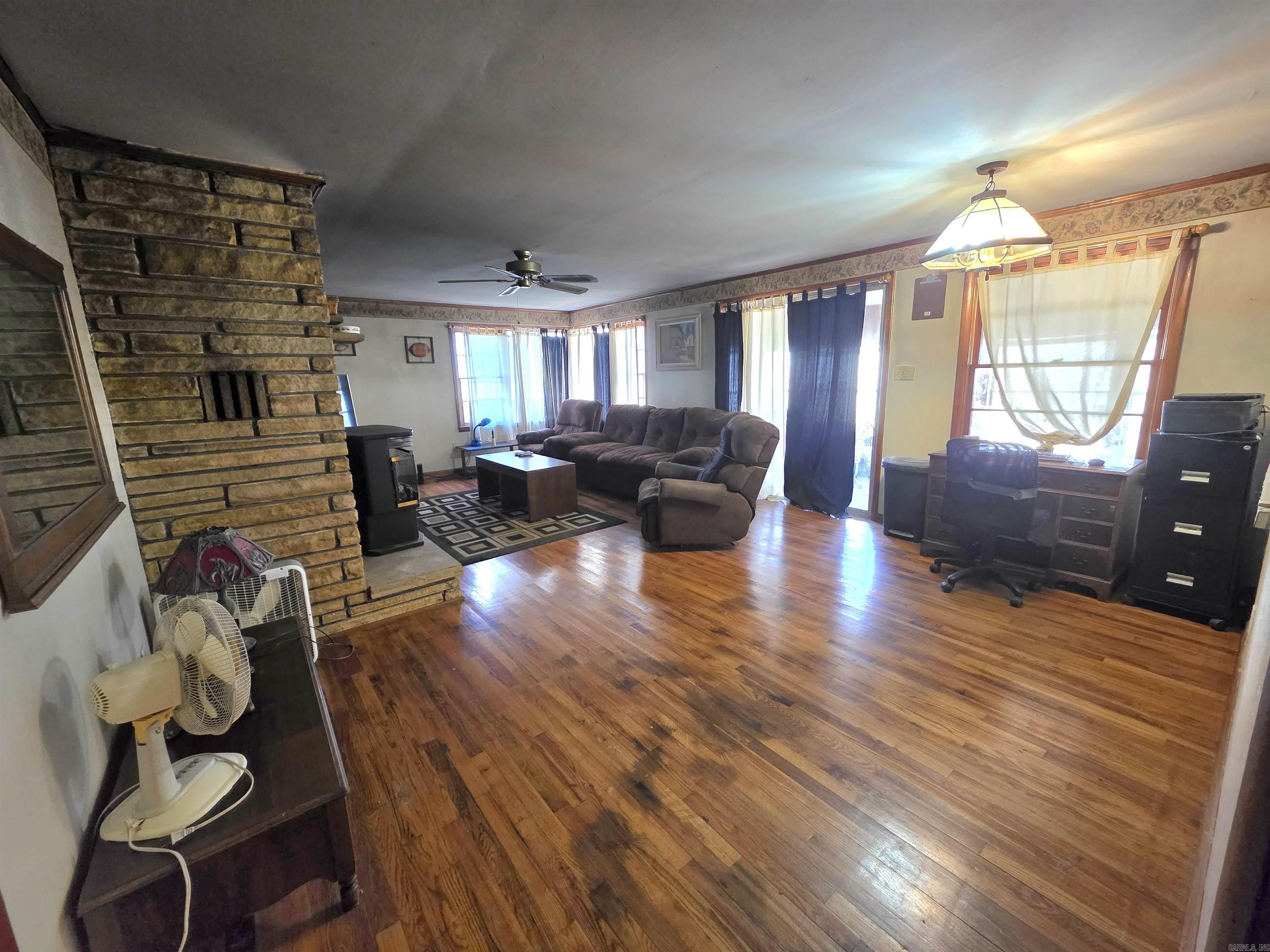 42 Pontiac  Cherokee Village, AR