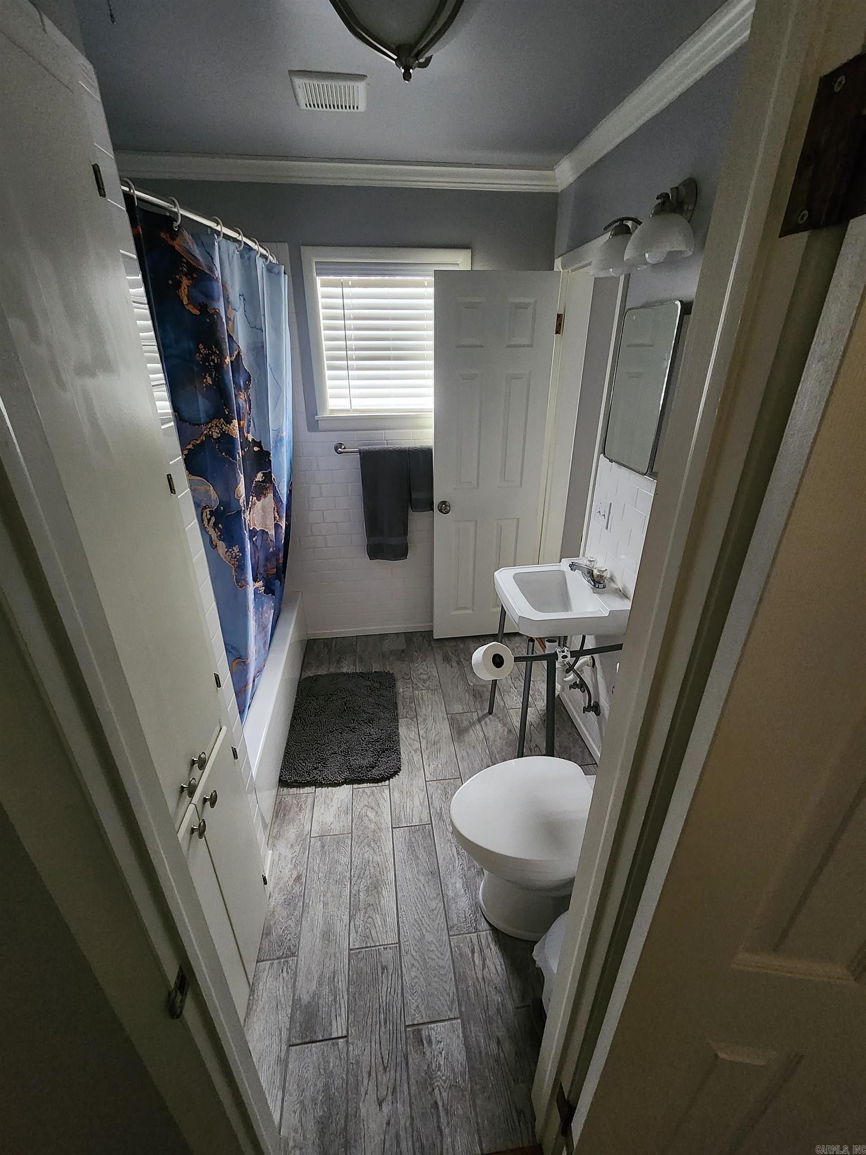 410 Maple Avenue  Mena, AR