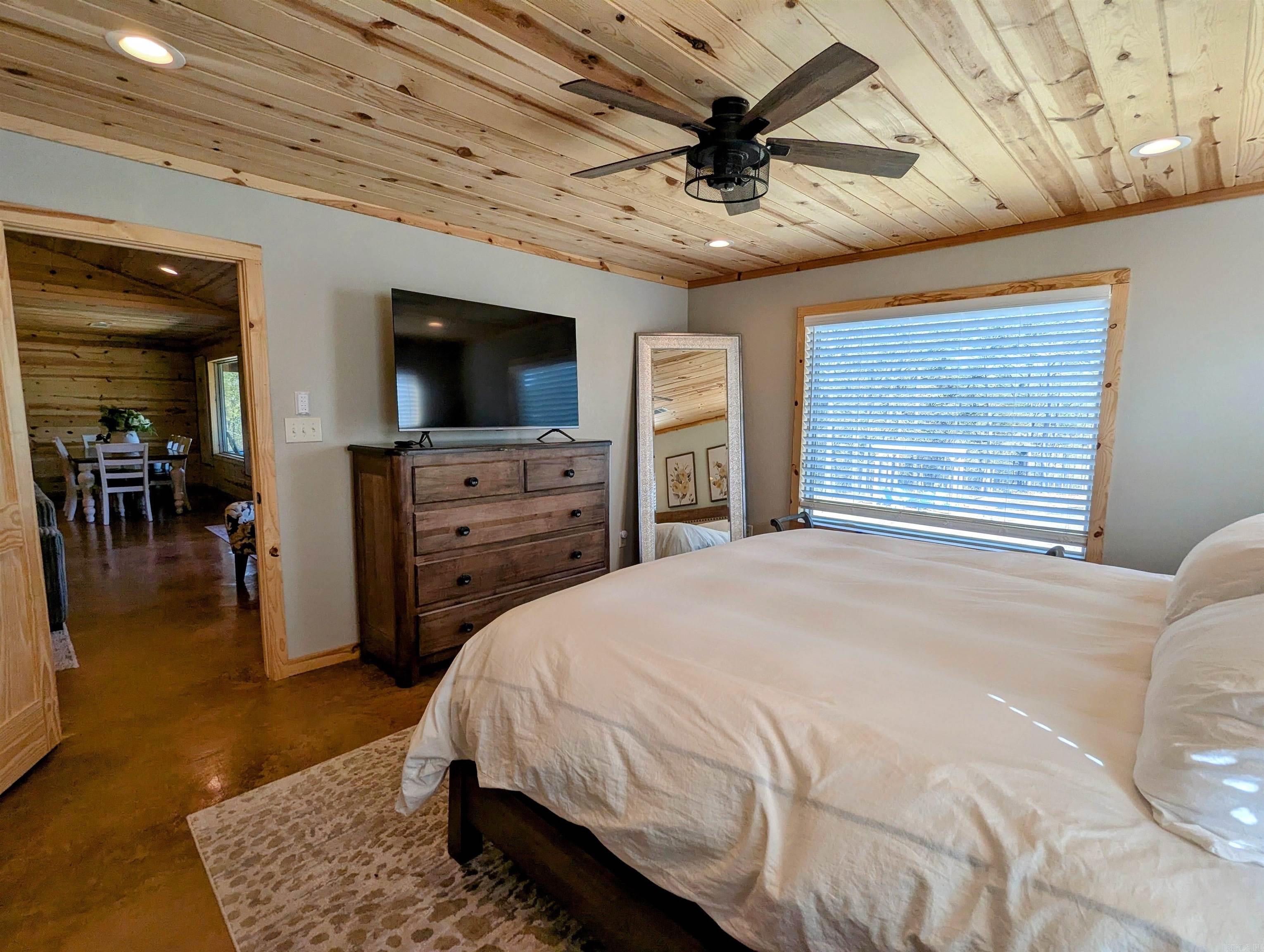 3191 Brownsville  Greers Ferry, AR