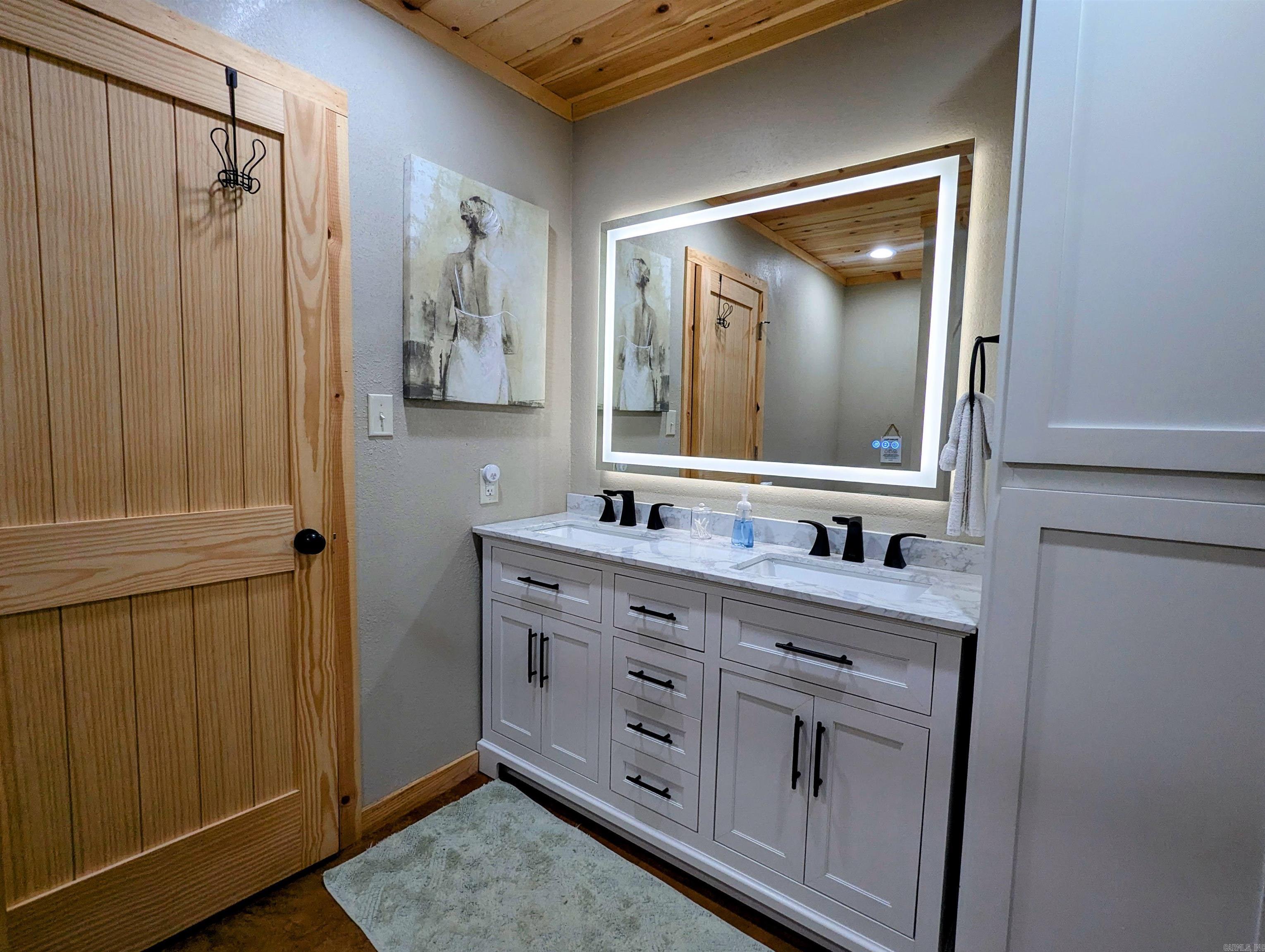 3191 Brownsville  Greers Ferry, AR