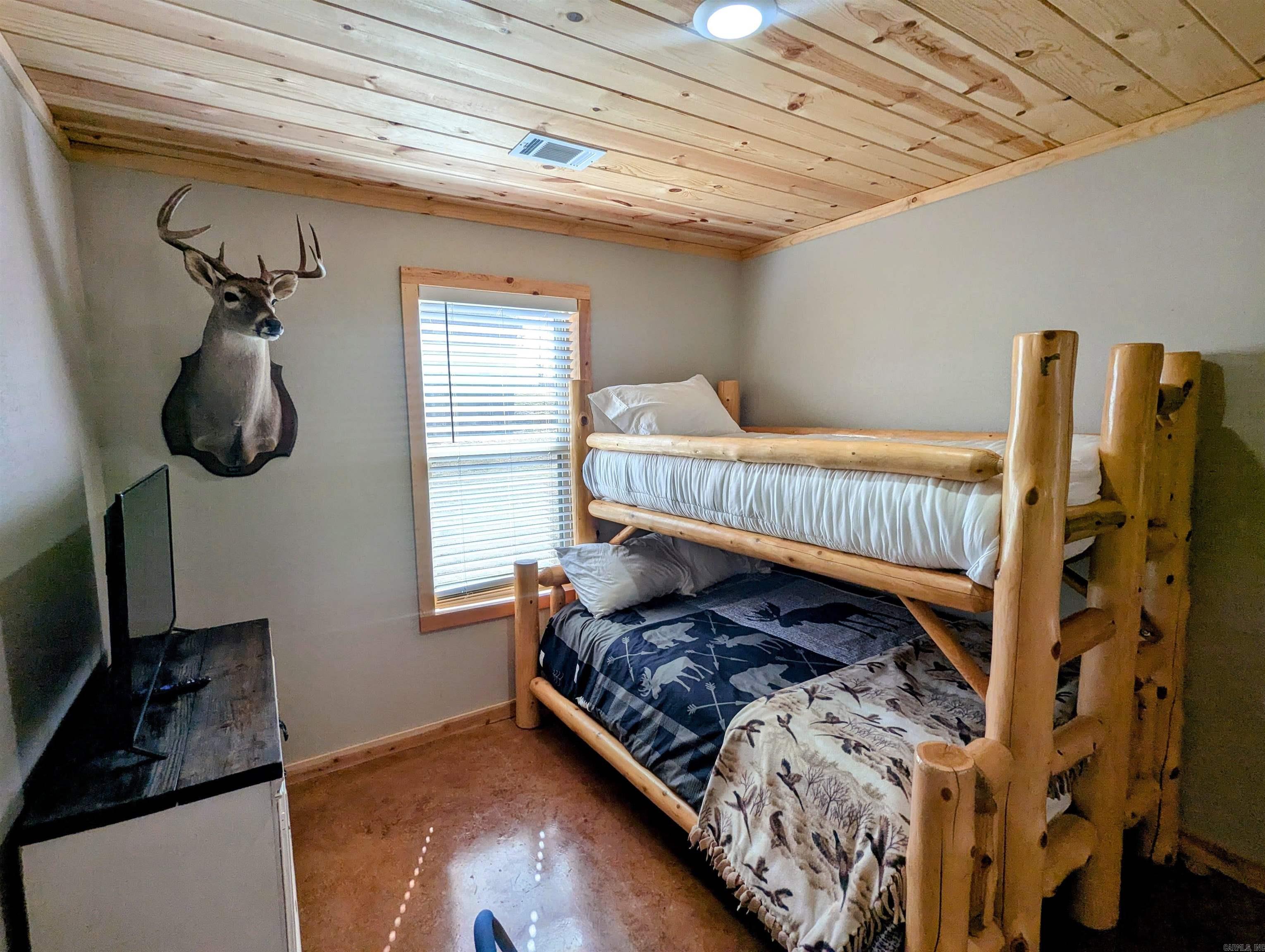 3191 Brownsville  Greers Ferry, AR