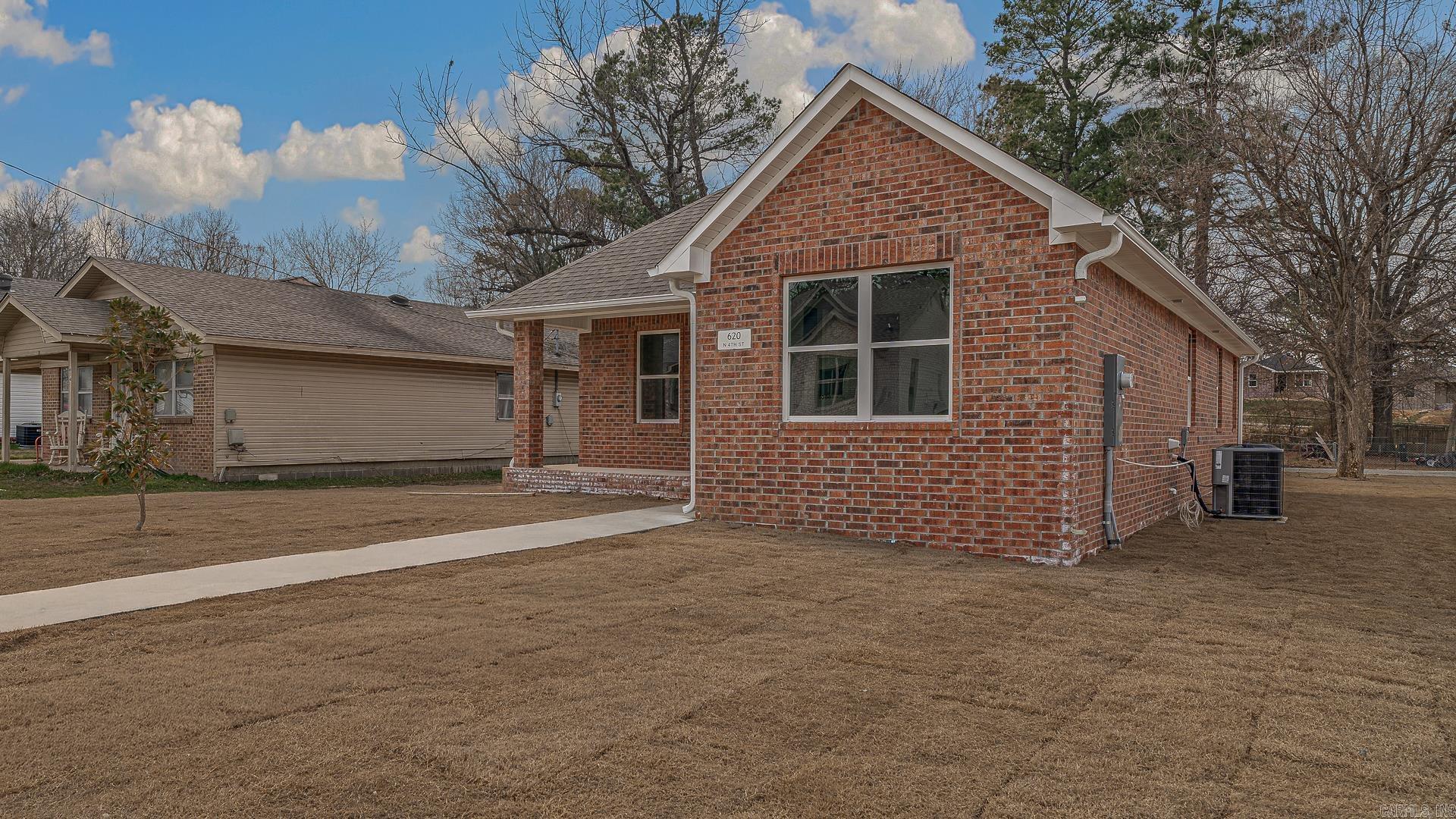 620 N 4th Street  Paragould, AR