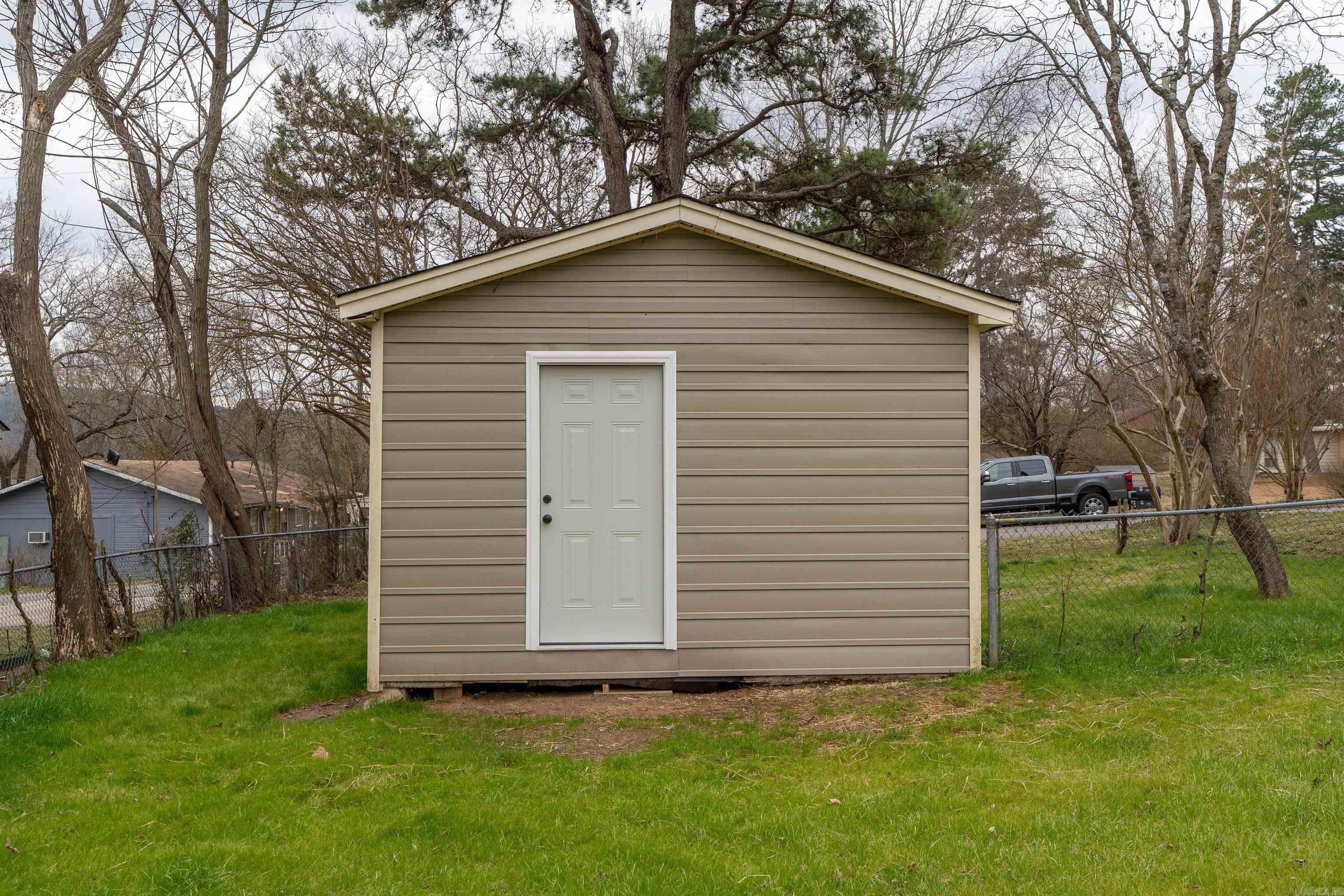 606 W North  Heber Springs, AR