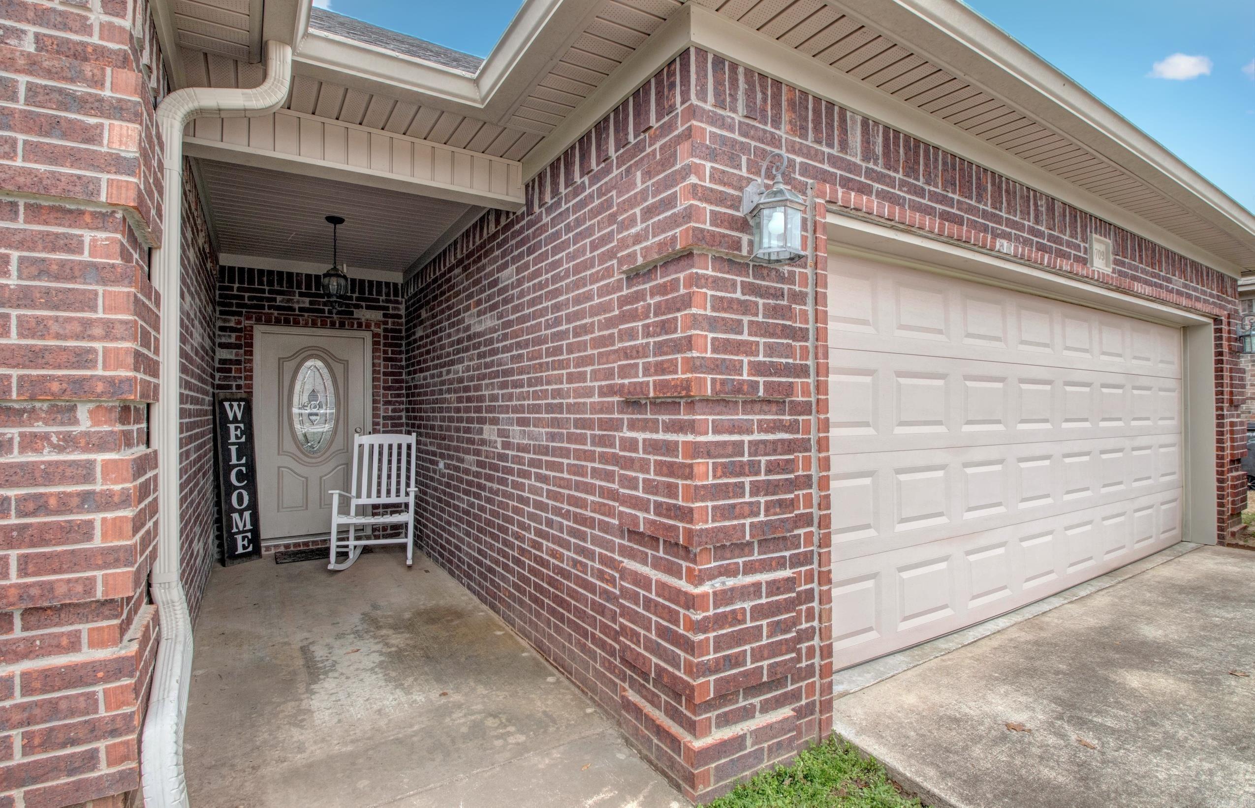 5709 Flight  Jacksonville, AR