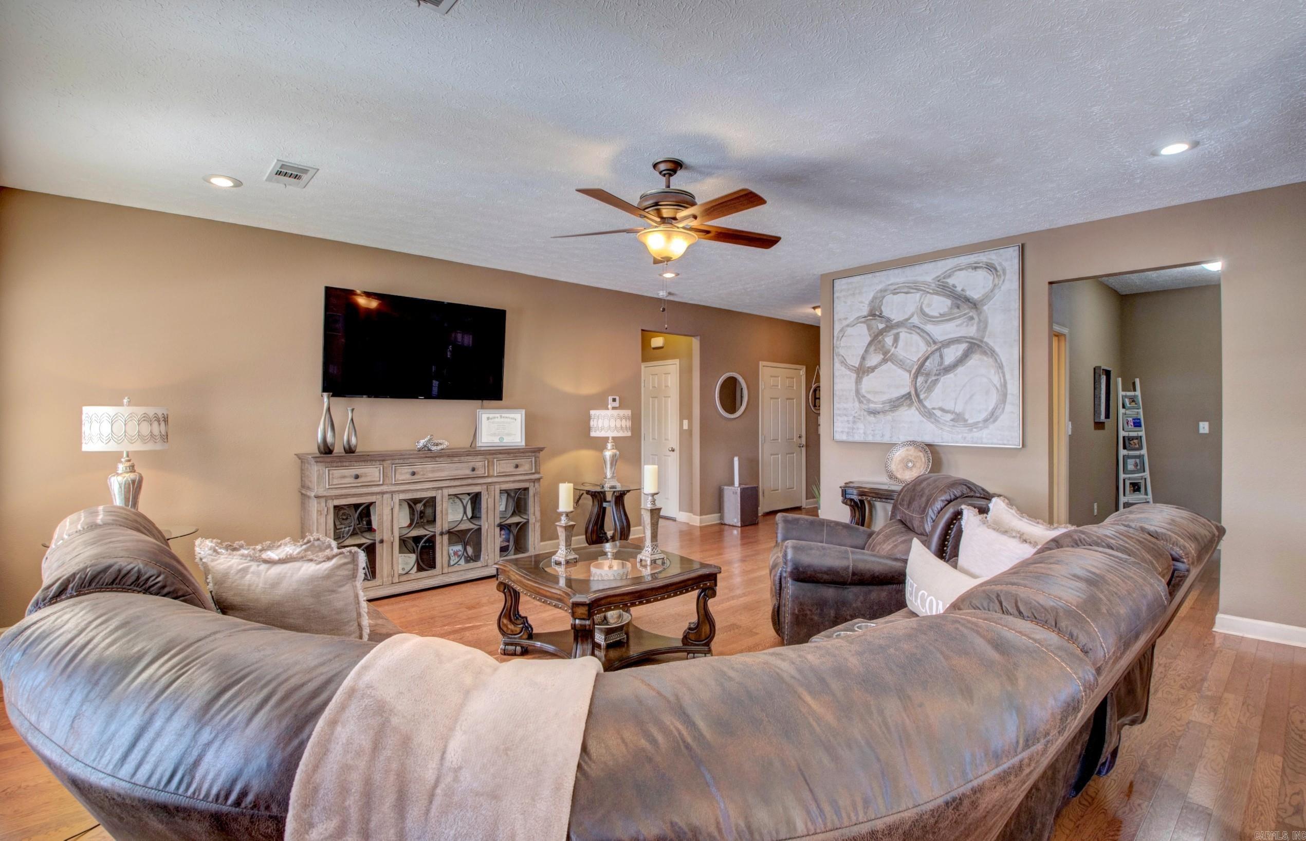 5709 Flight  Jacksonville, AR