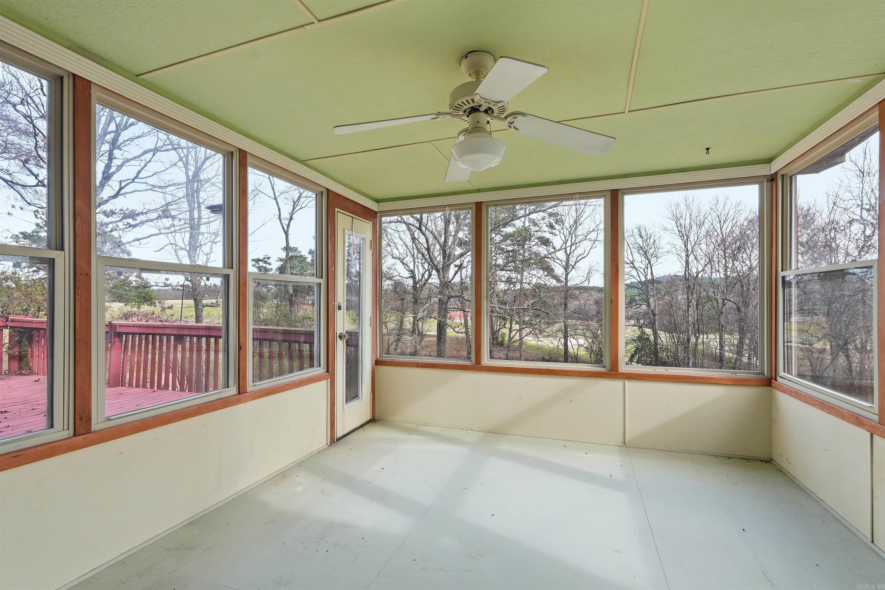 110 Fairway Ct Hot Springs, AR 71913