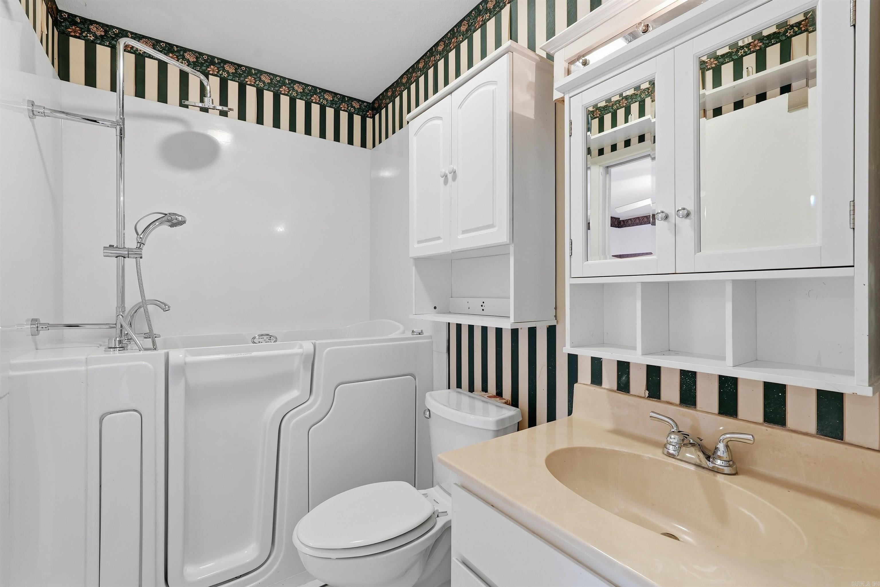 110 Fairway Ct  Hot Springs, AR